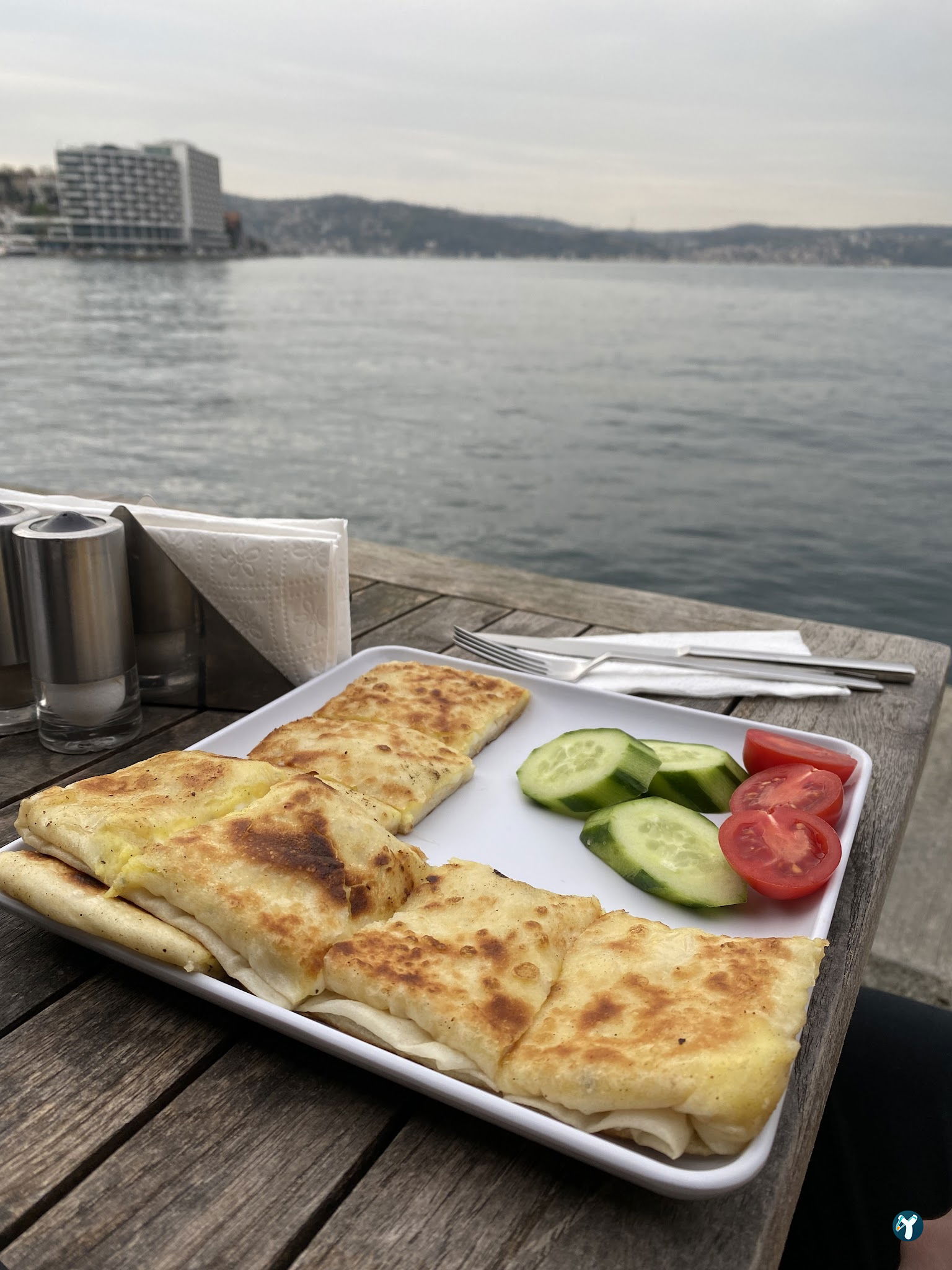 Hayrola Cafe