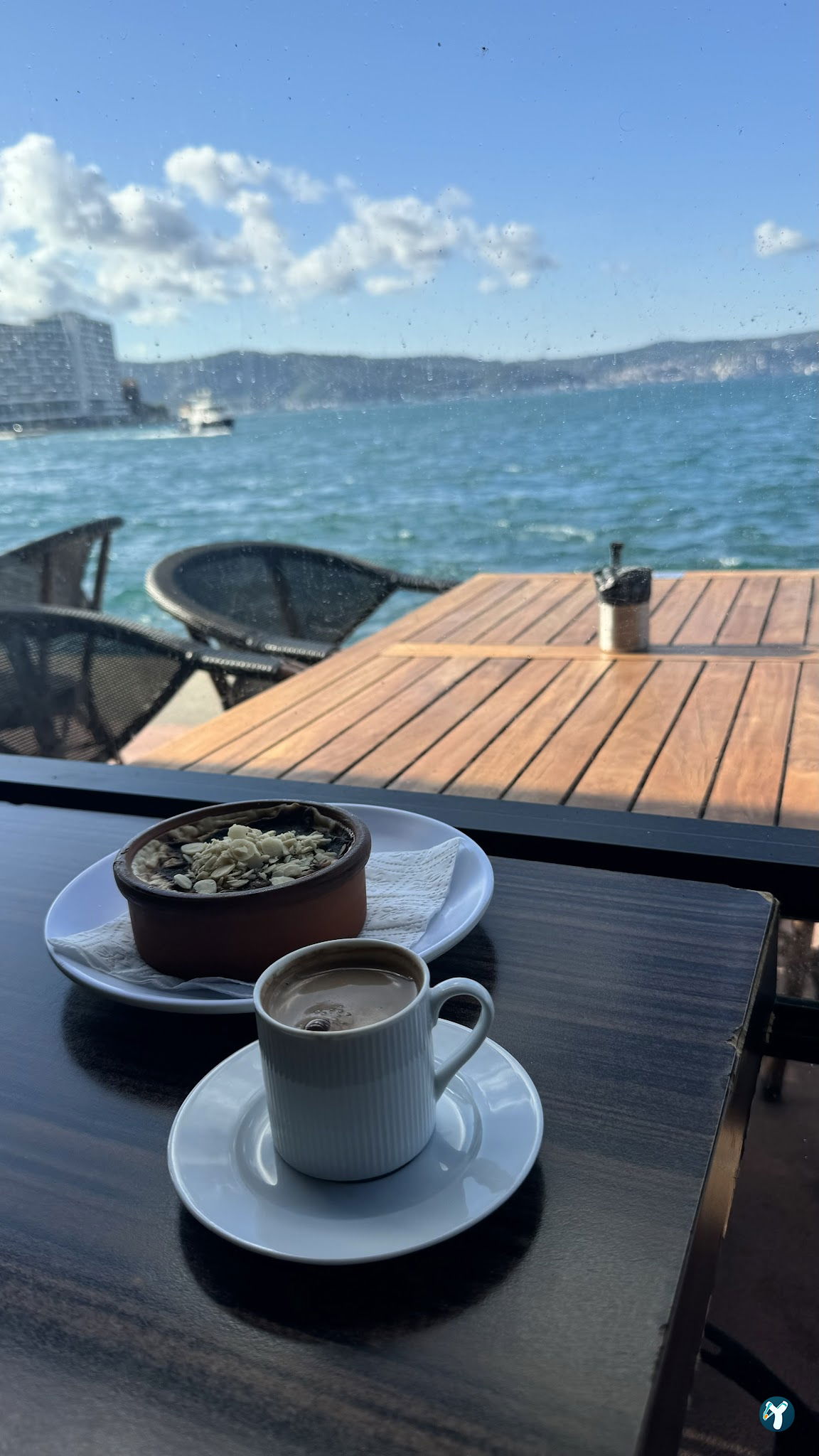 Hayrola Cafe