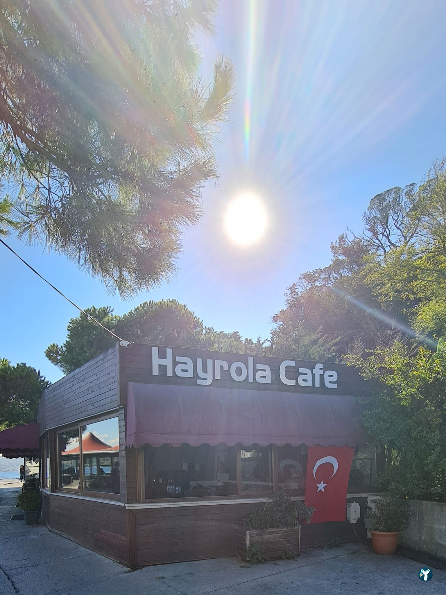 Hayrola Cafe
