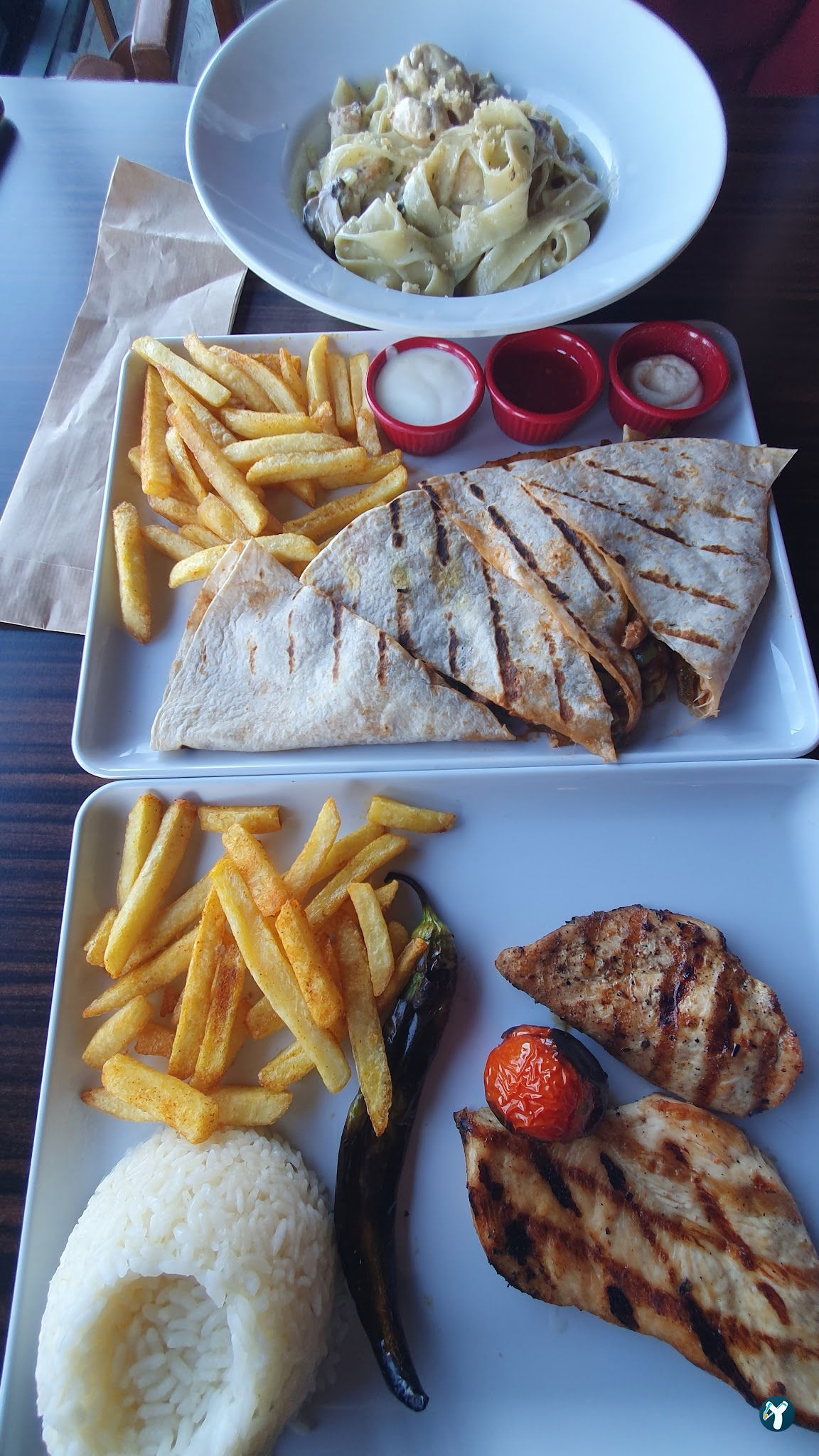 Hayrola Cafe