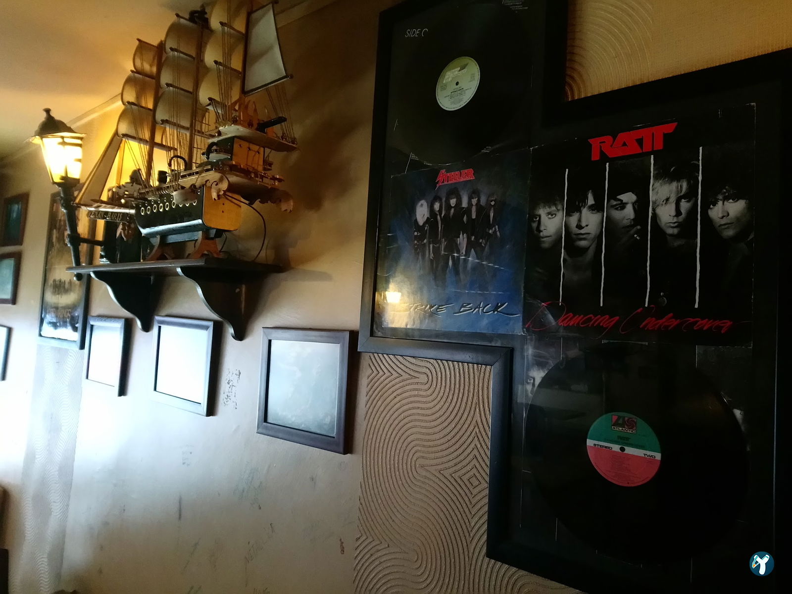 On A On Rock Cafe