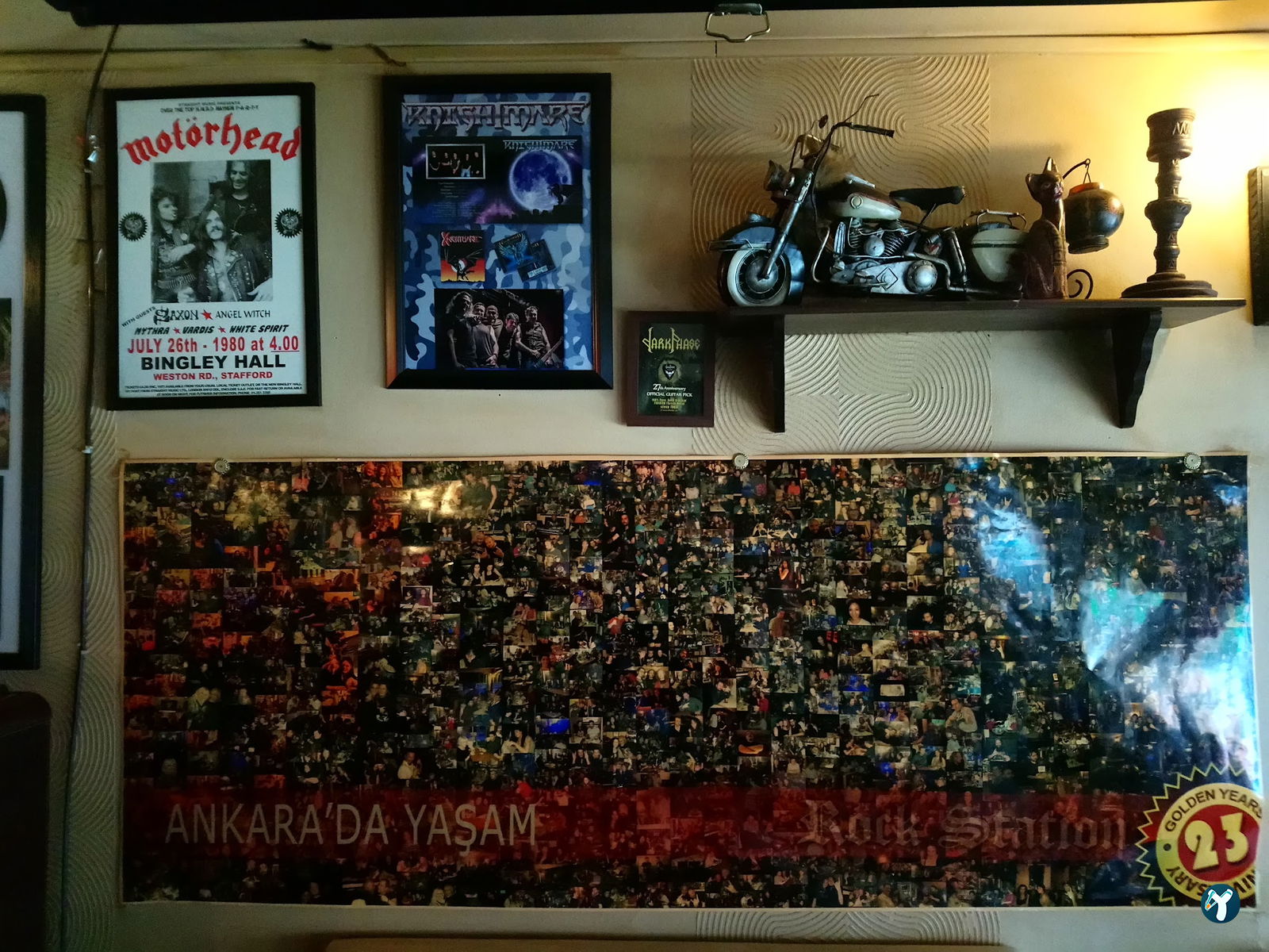On A On Rock Cafe