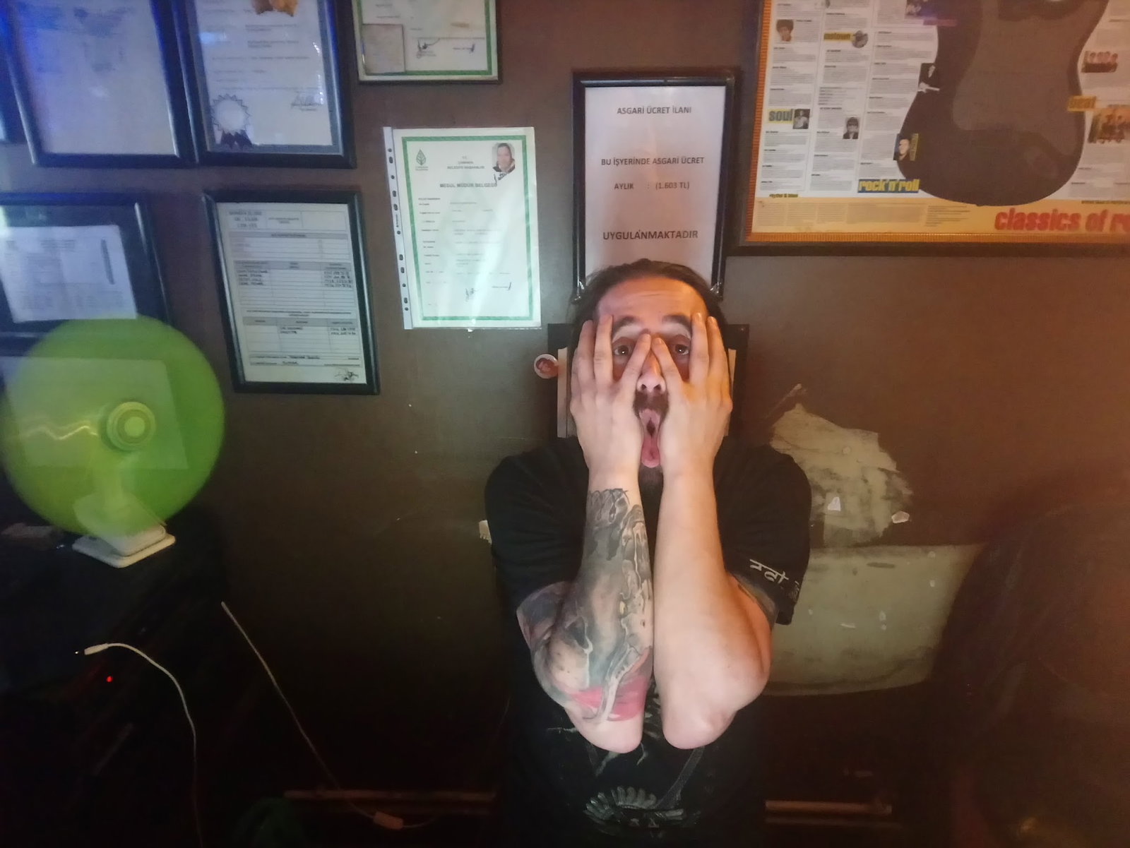 On A On Rock Cafe