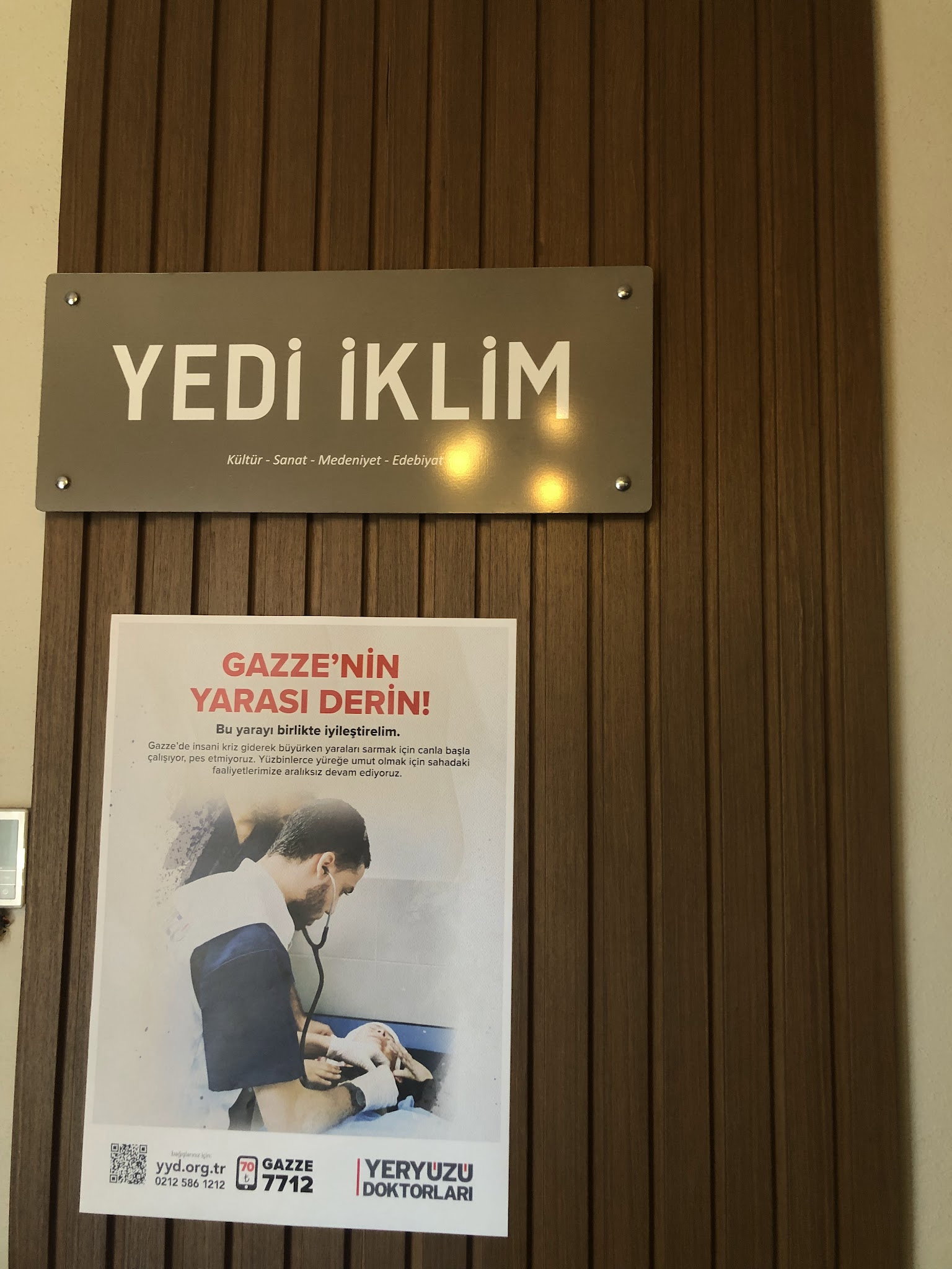 Meva Kitap & Kafe