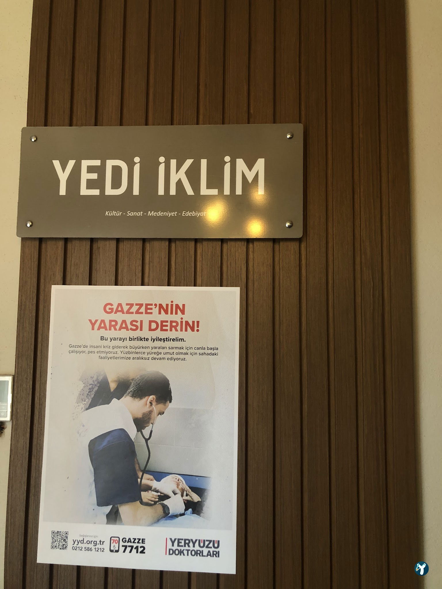 Meva Kitap & Kafe