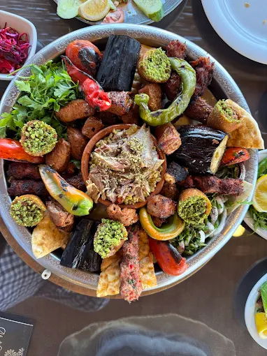 Karakuzulu Kebap & Pide & Lahmacun