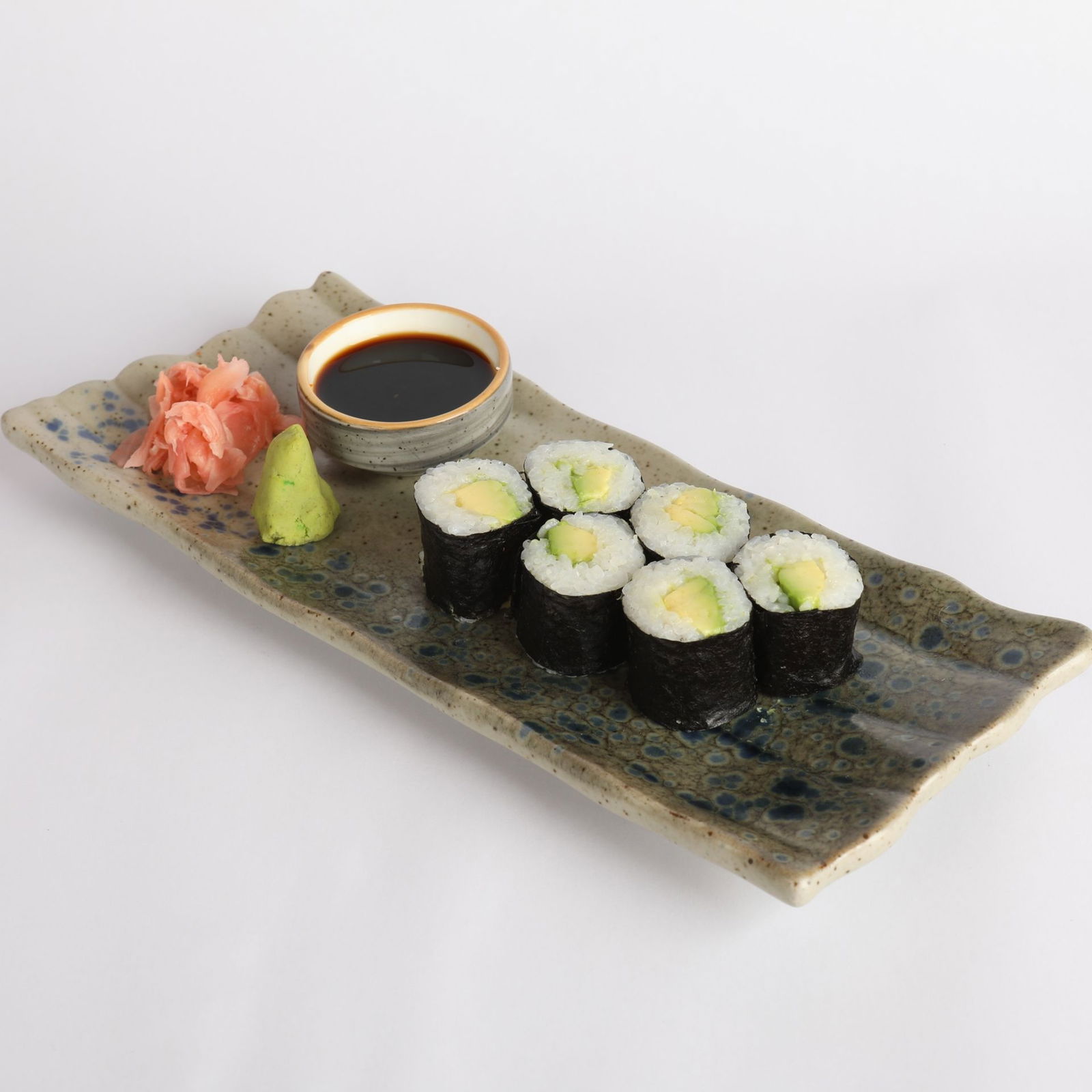 Avocado Maki (6 Pcs.)