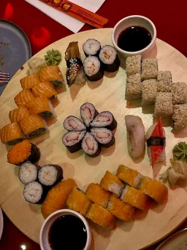 Red Dragon Çin Restoranı