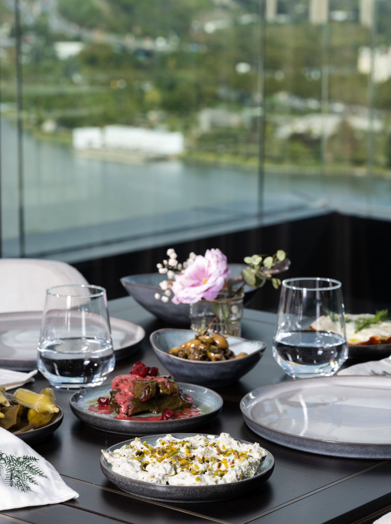 Arça Restaurant & Grill
