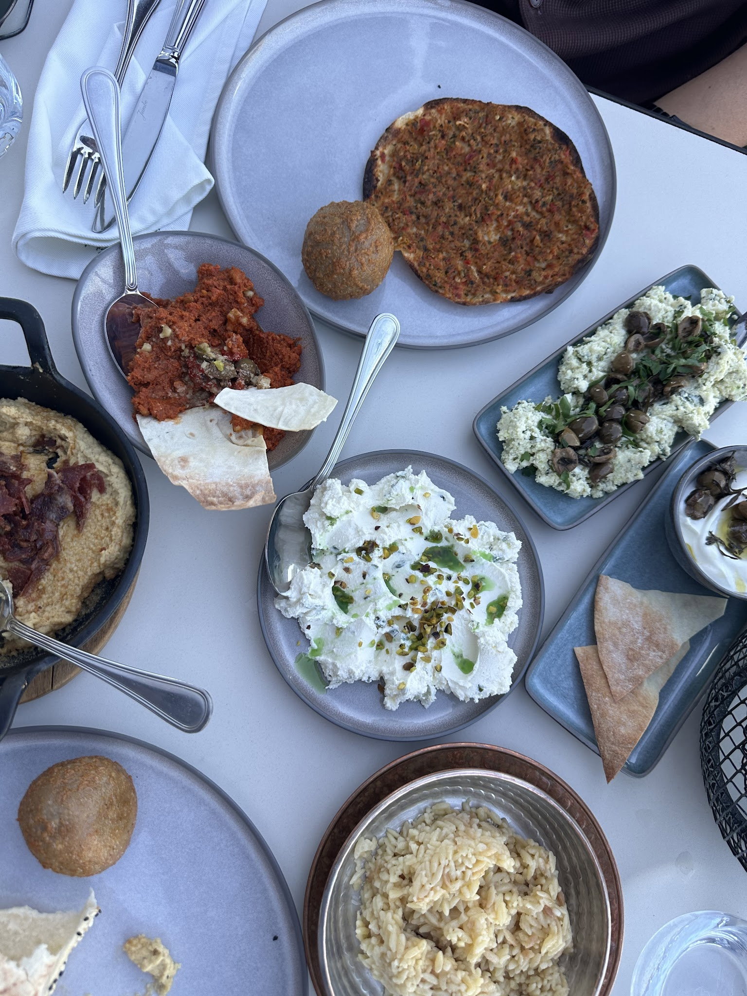 Arça Restaurant & Grill
