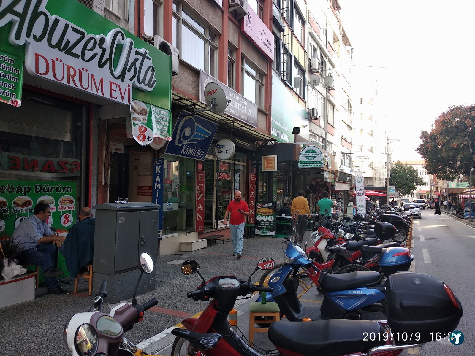 Abuzer Usta Dürüm Evi̇