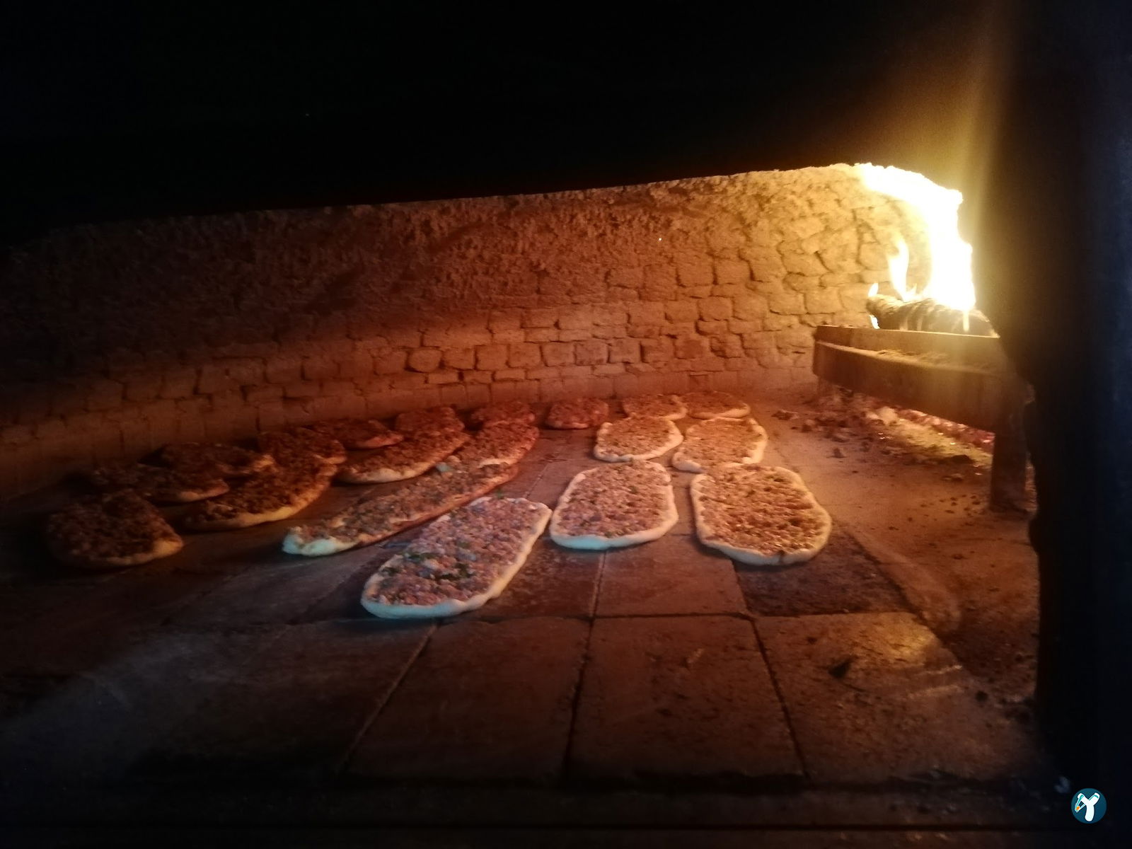 Çam Pide
