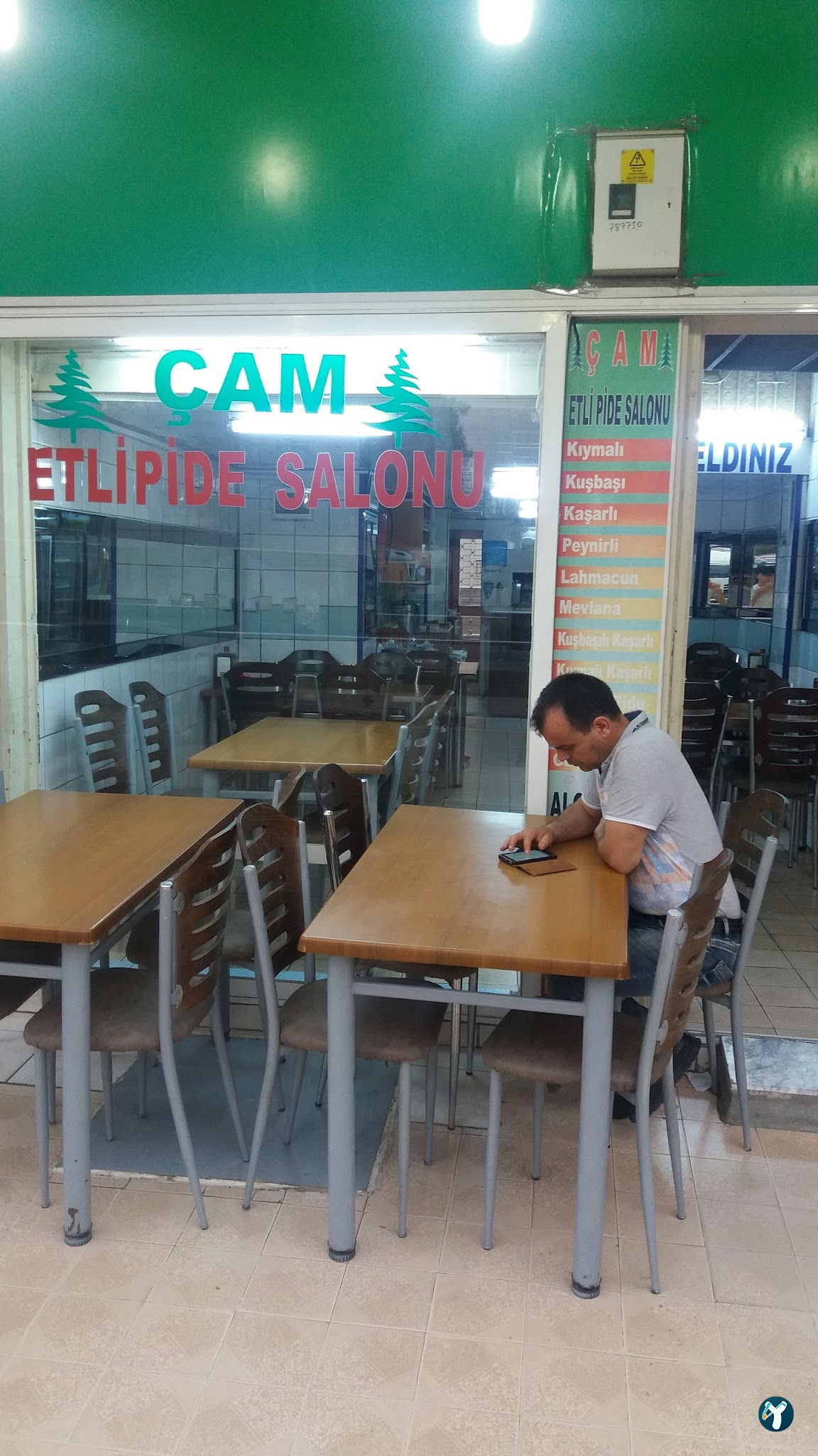 Çam Pide