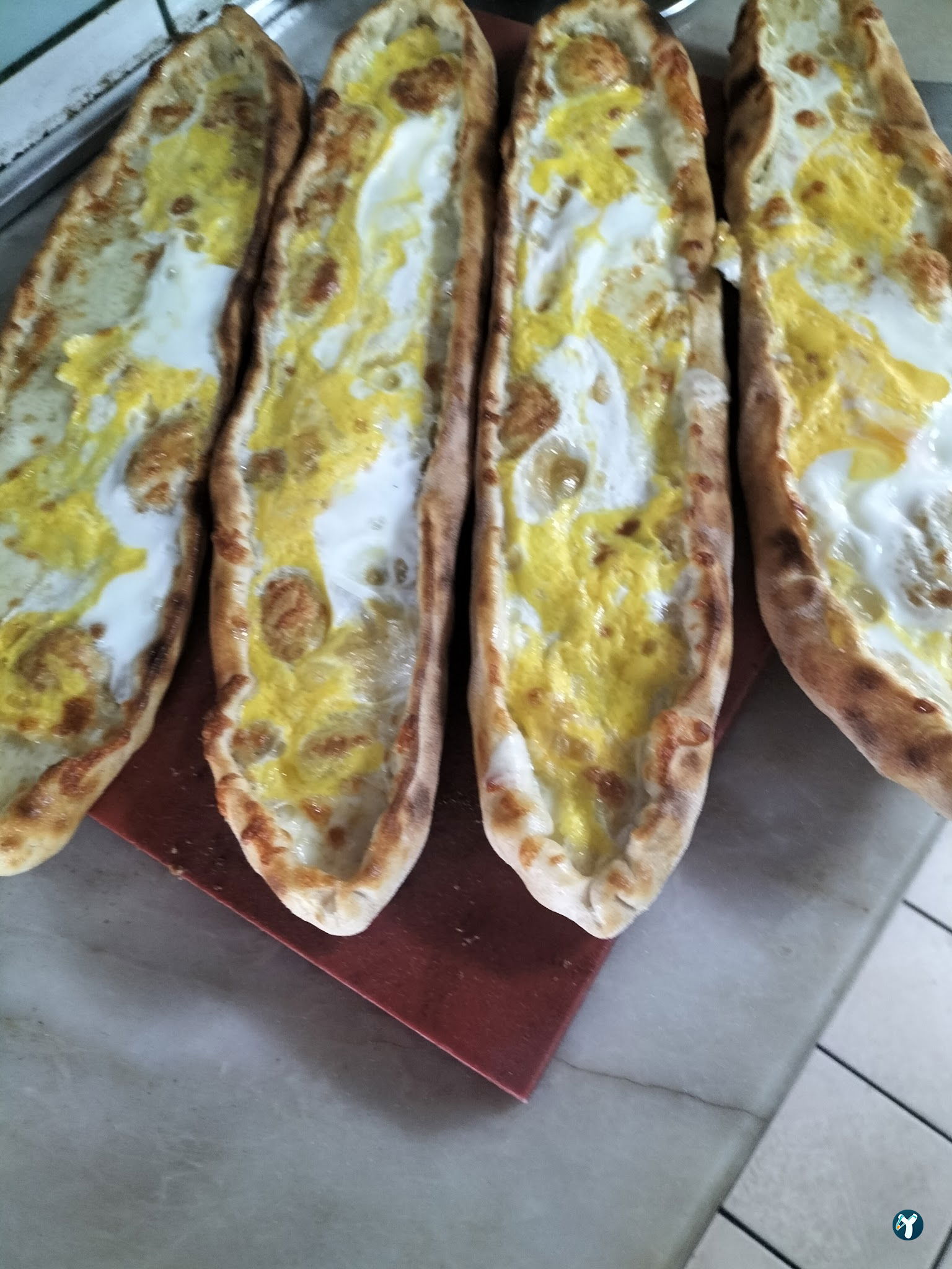 Çam Pide