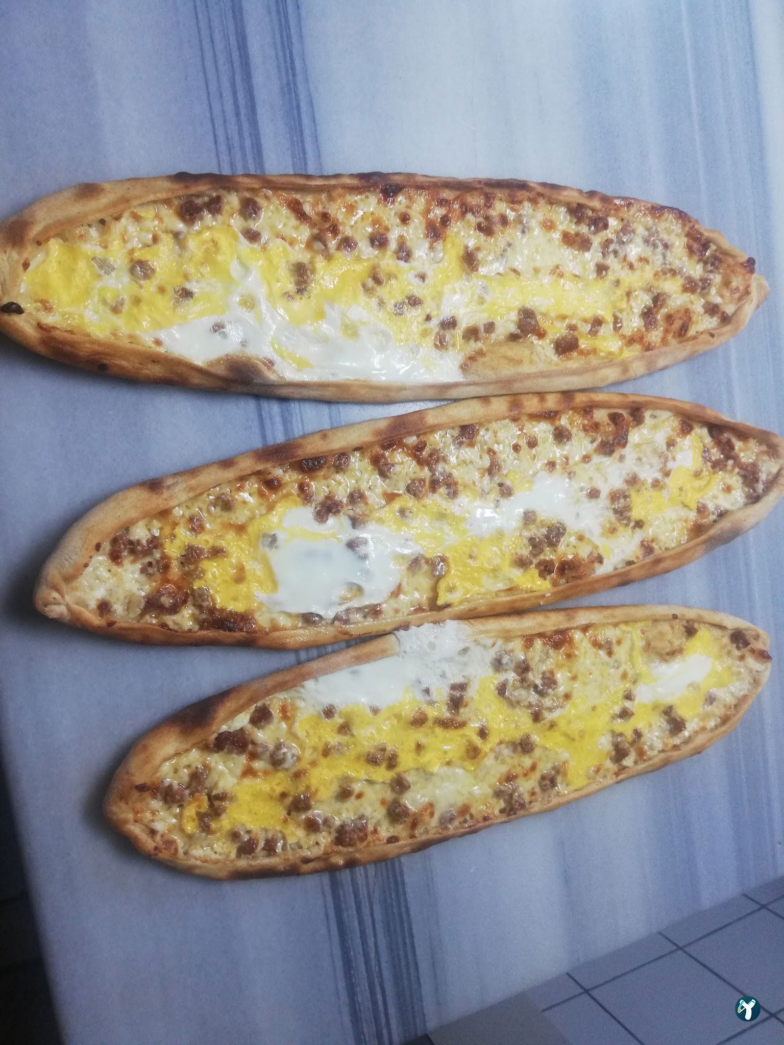 Çam Pide