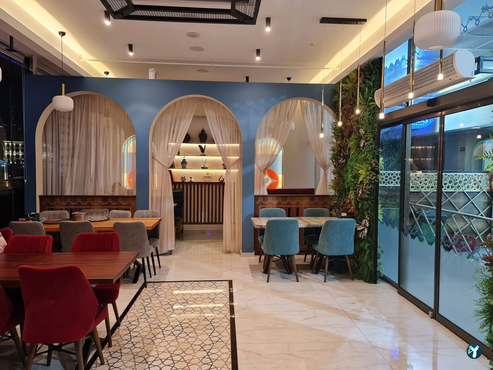 Karadish Restaurant | مطعم كراديش