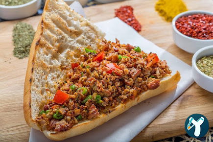Bereket Tost Köfte Salonu