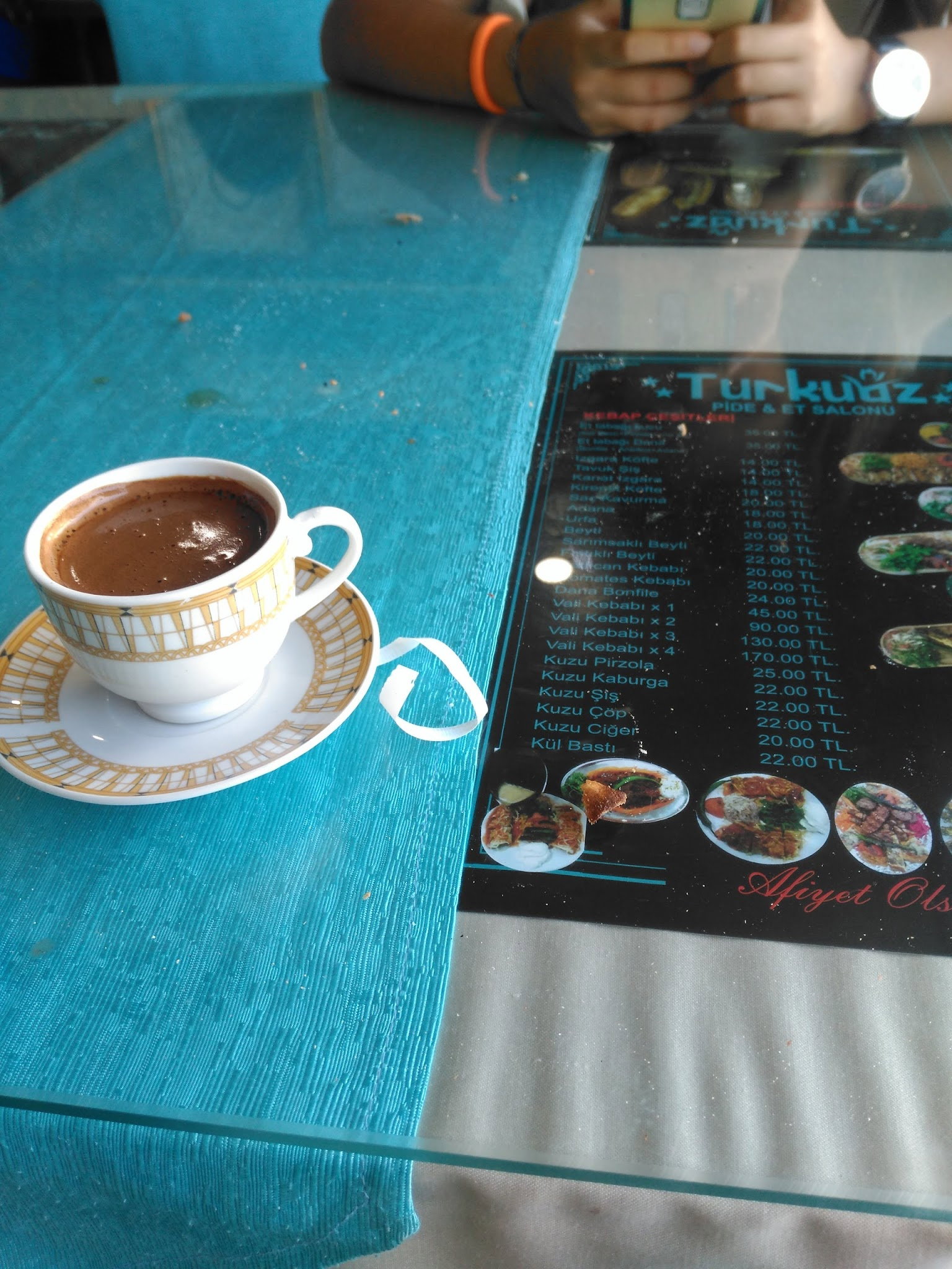Turkuaz Pi̇de Salonu