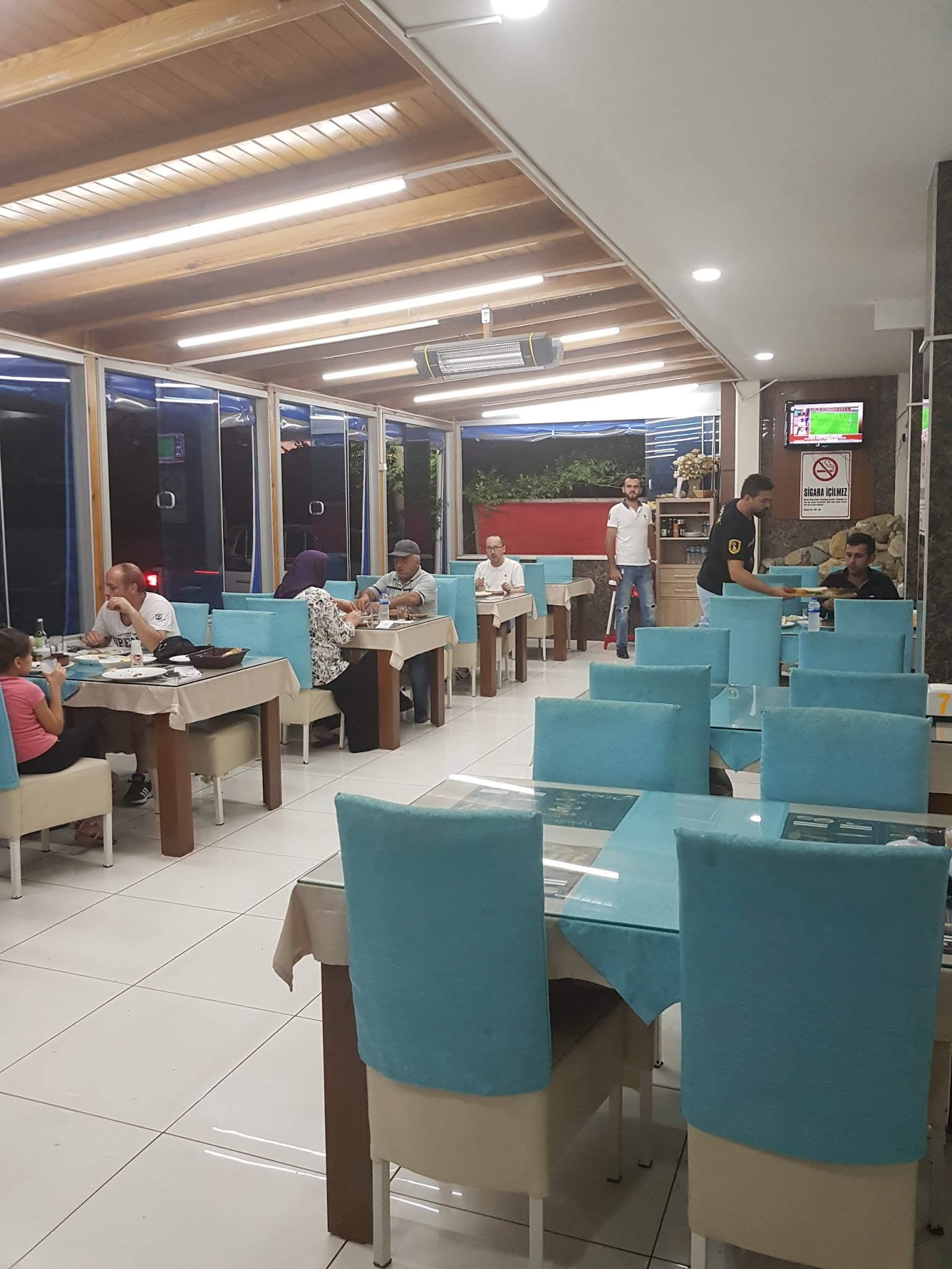 Turkuaz Pi̇de Salonu