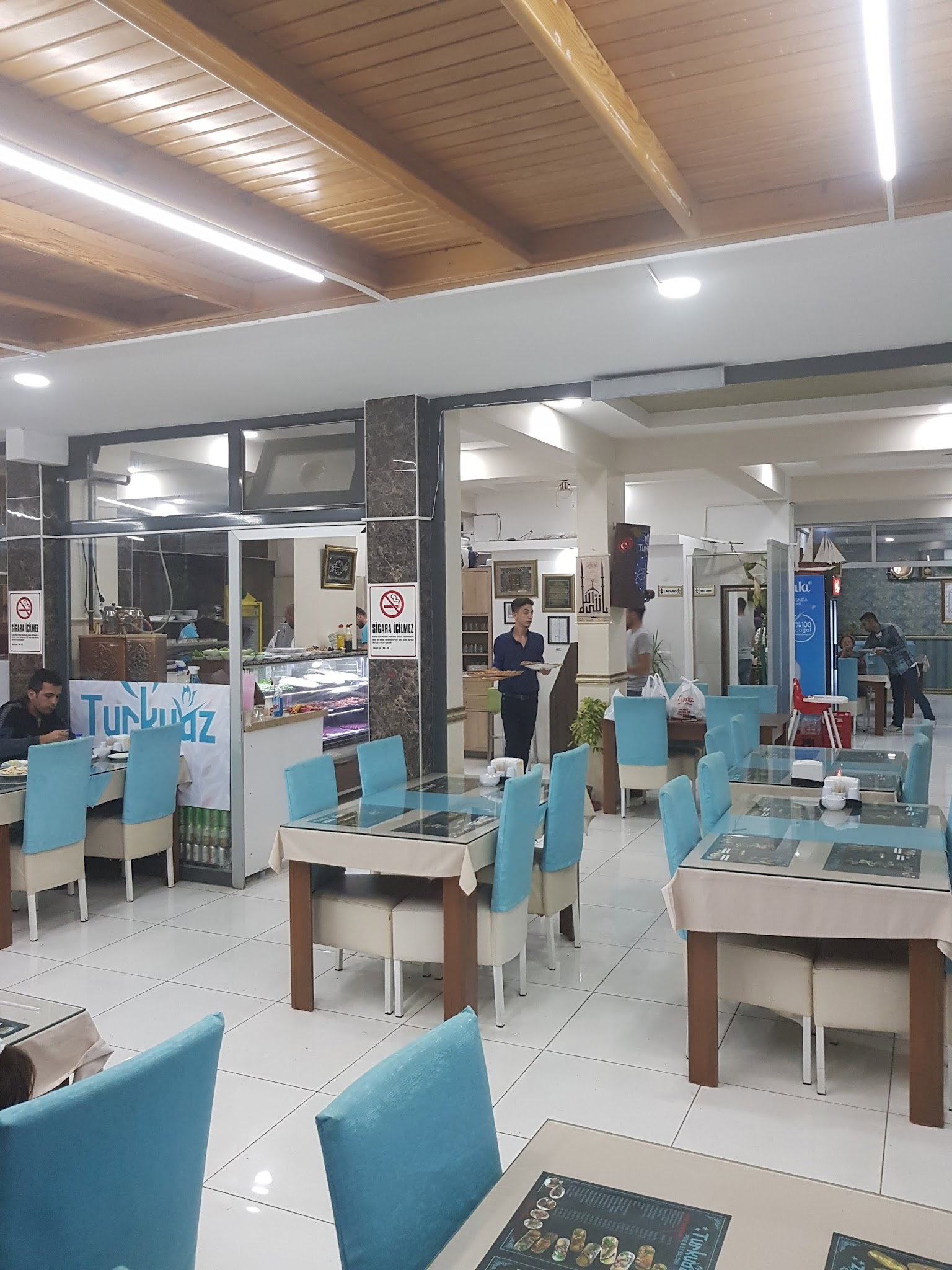 Turkuaz Pi̇de Salonu