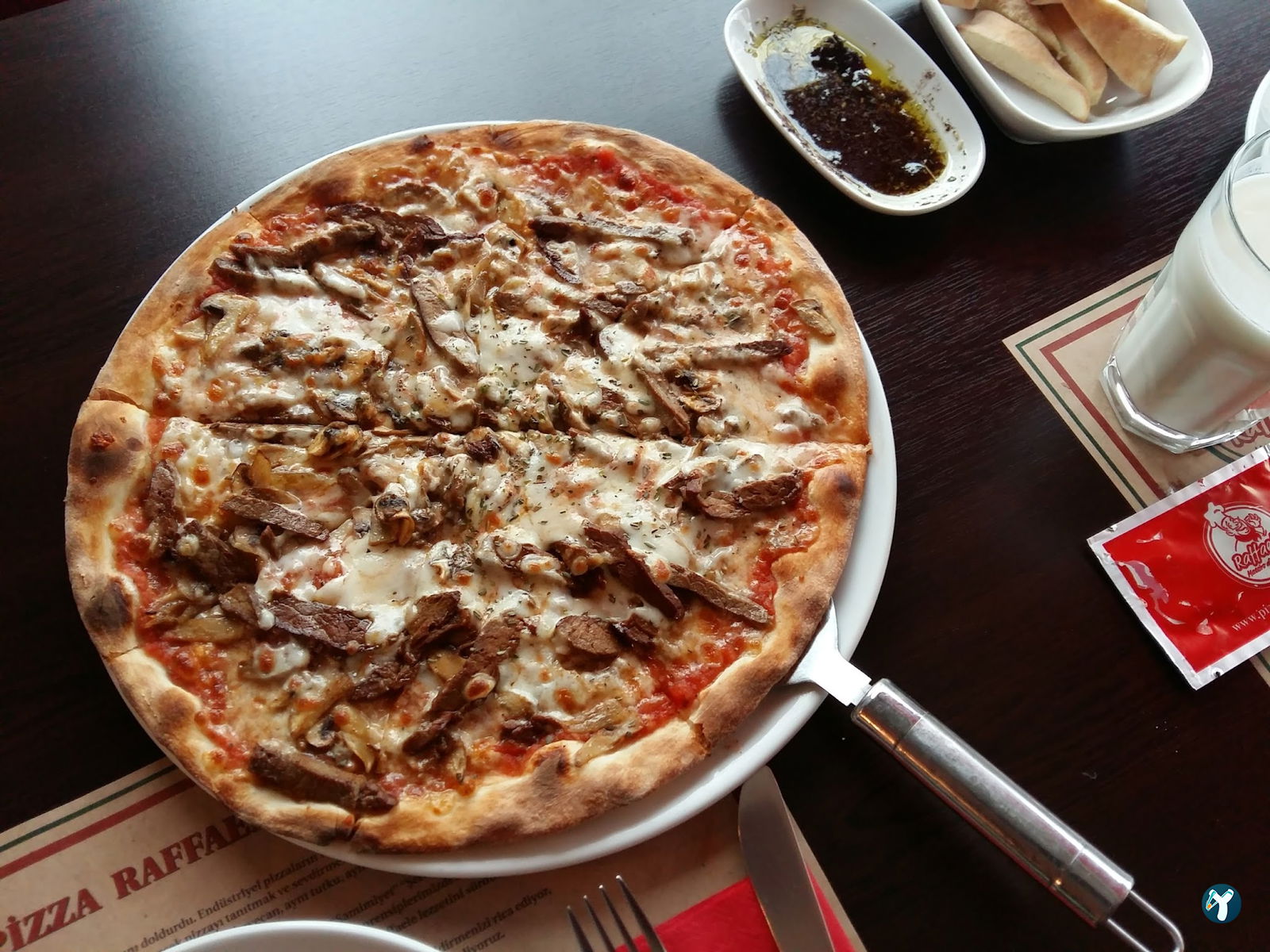 Raffaele Pizza