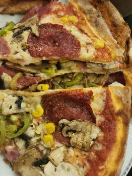 Raffaele Pizza resimleri
