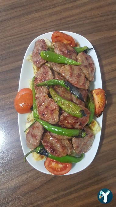 Kardeşler çorba kokoreç ızgara