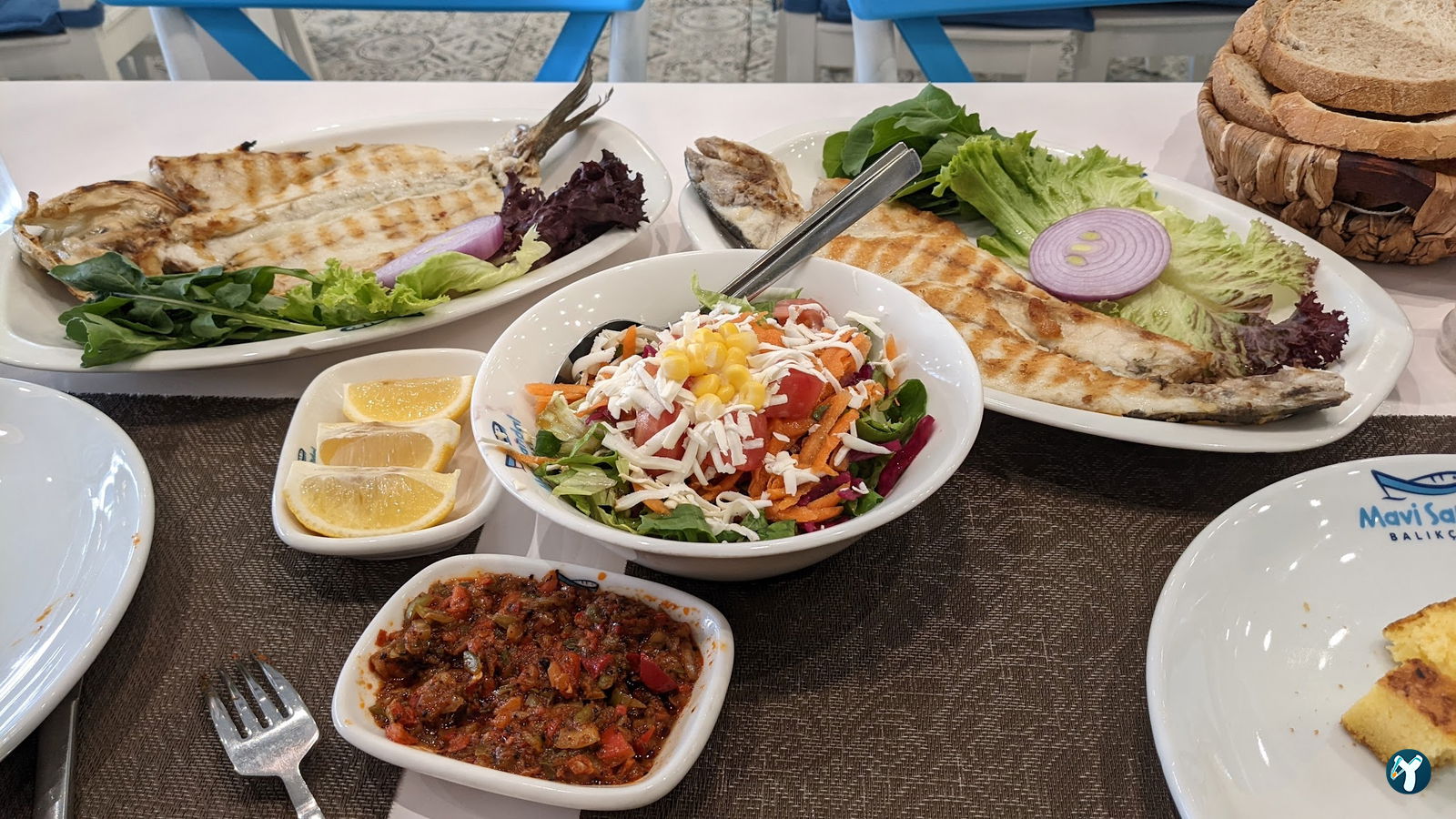 Beyaz Sandal Balikçisi