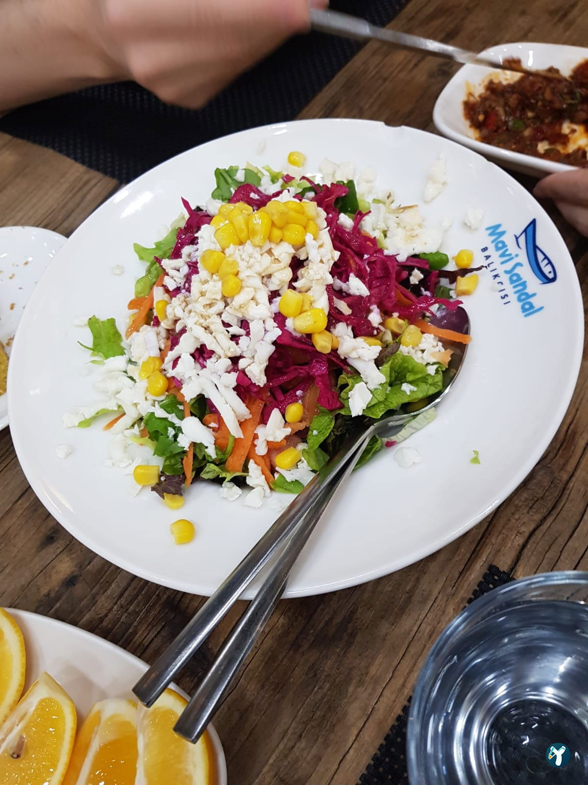 Beyaz Sandal Balikçisi