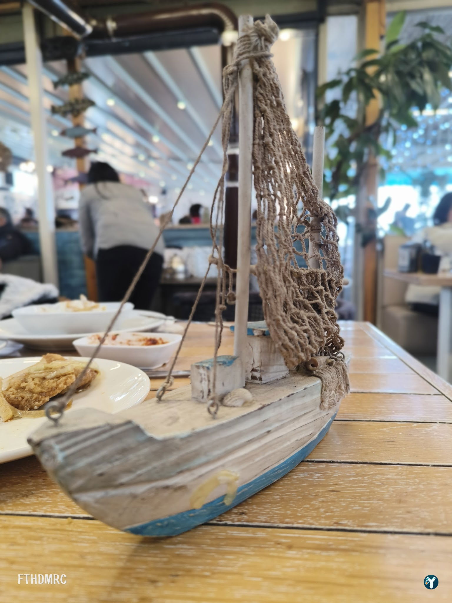 Beyaz Sandal Balikçisi