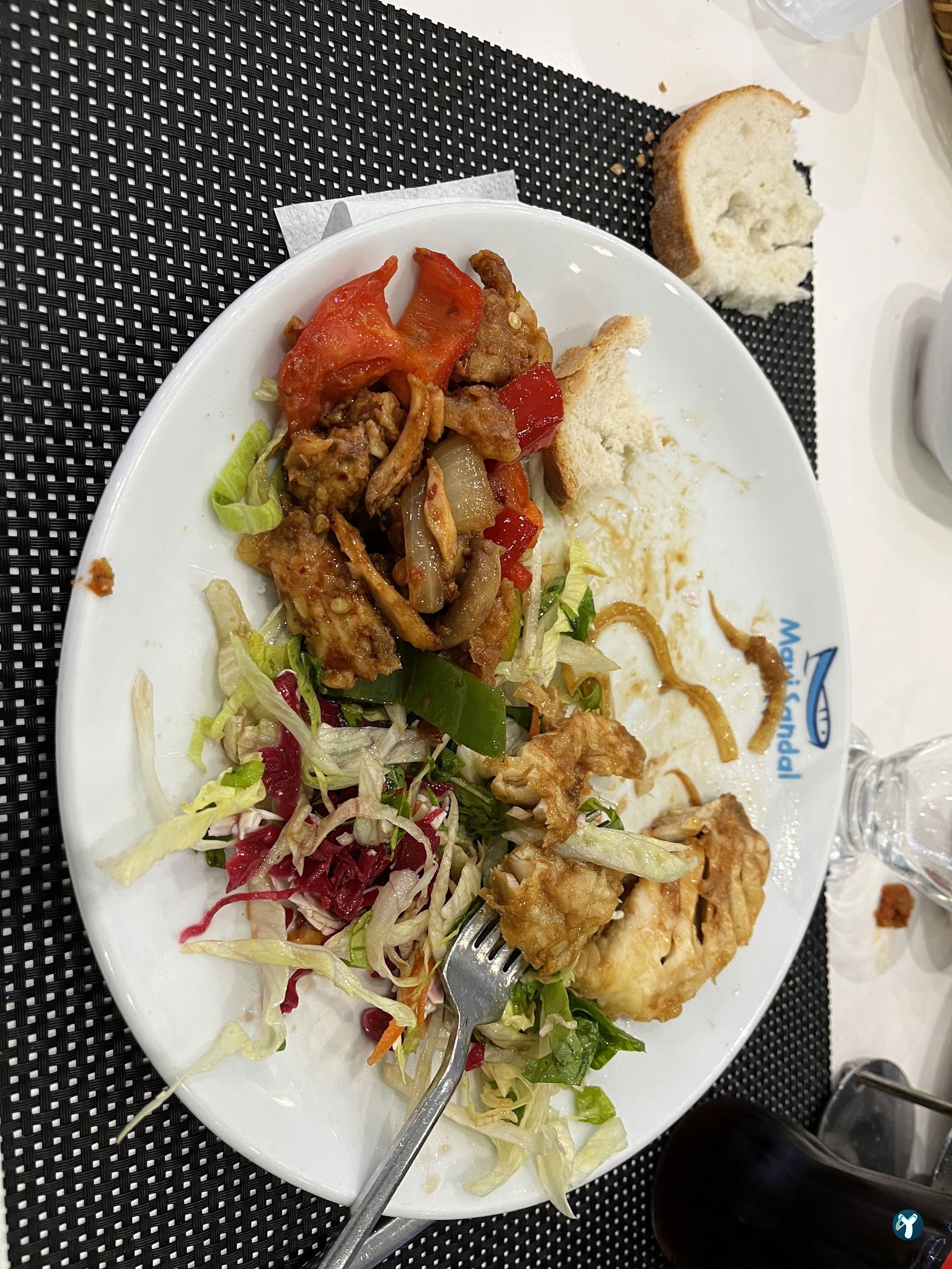 Beyaz Sandal Balikçisi