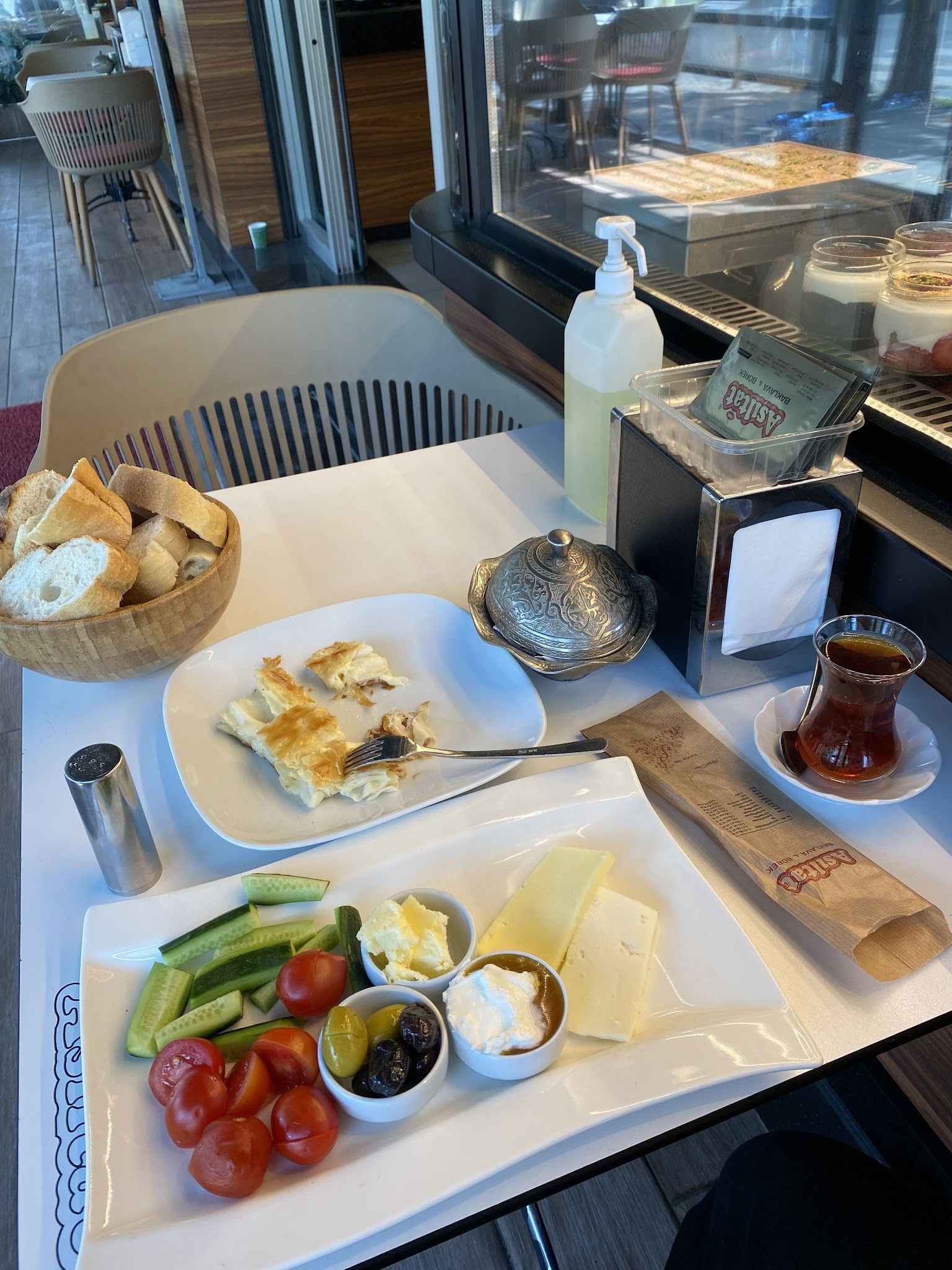 Asıltat Baklava & Börek Sultangazi