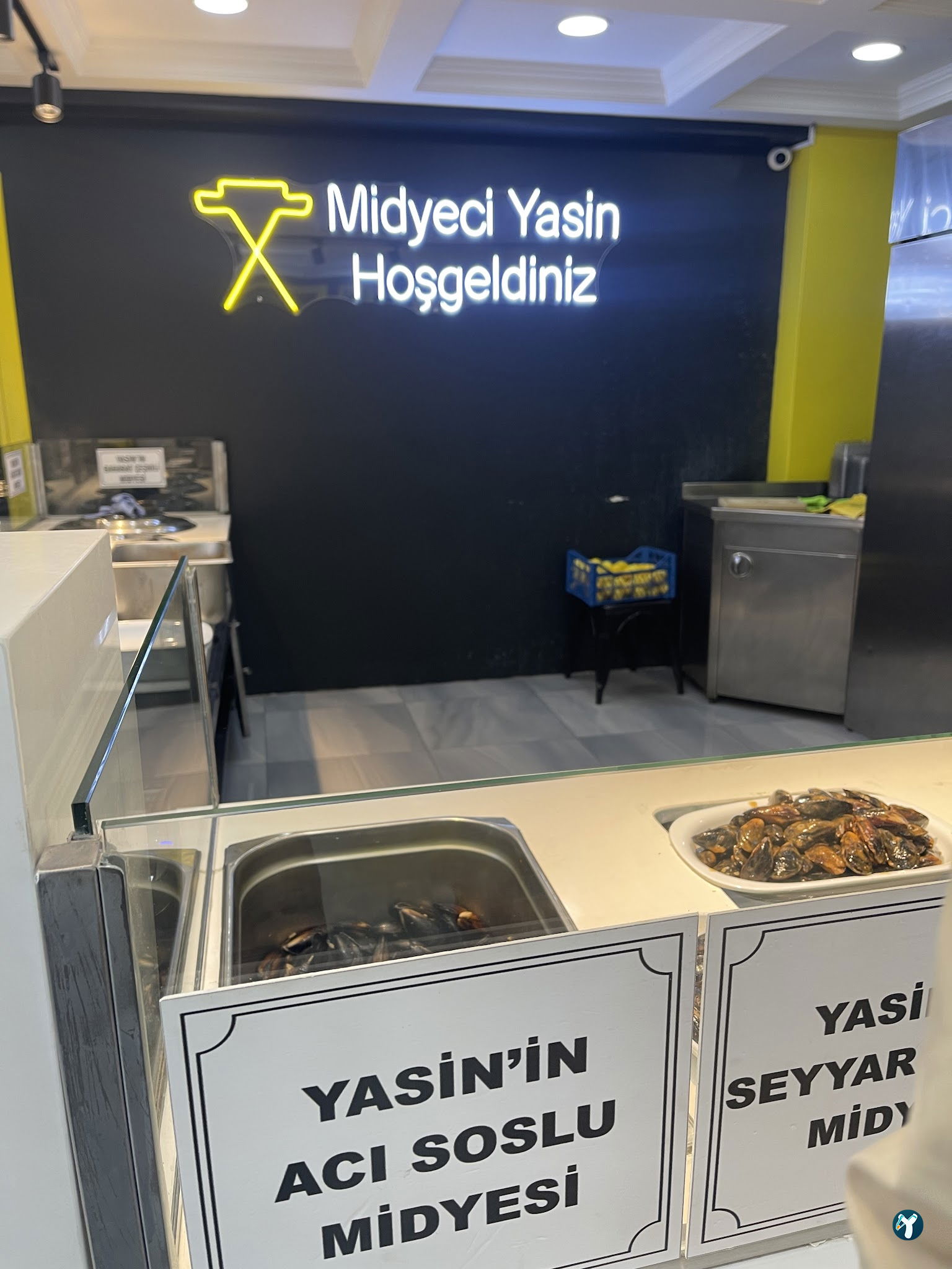 Mi̇dyeci̇ Yasi̇n İzmi̇t