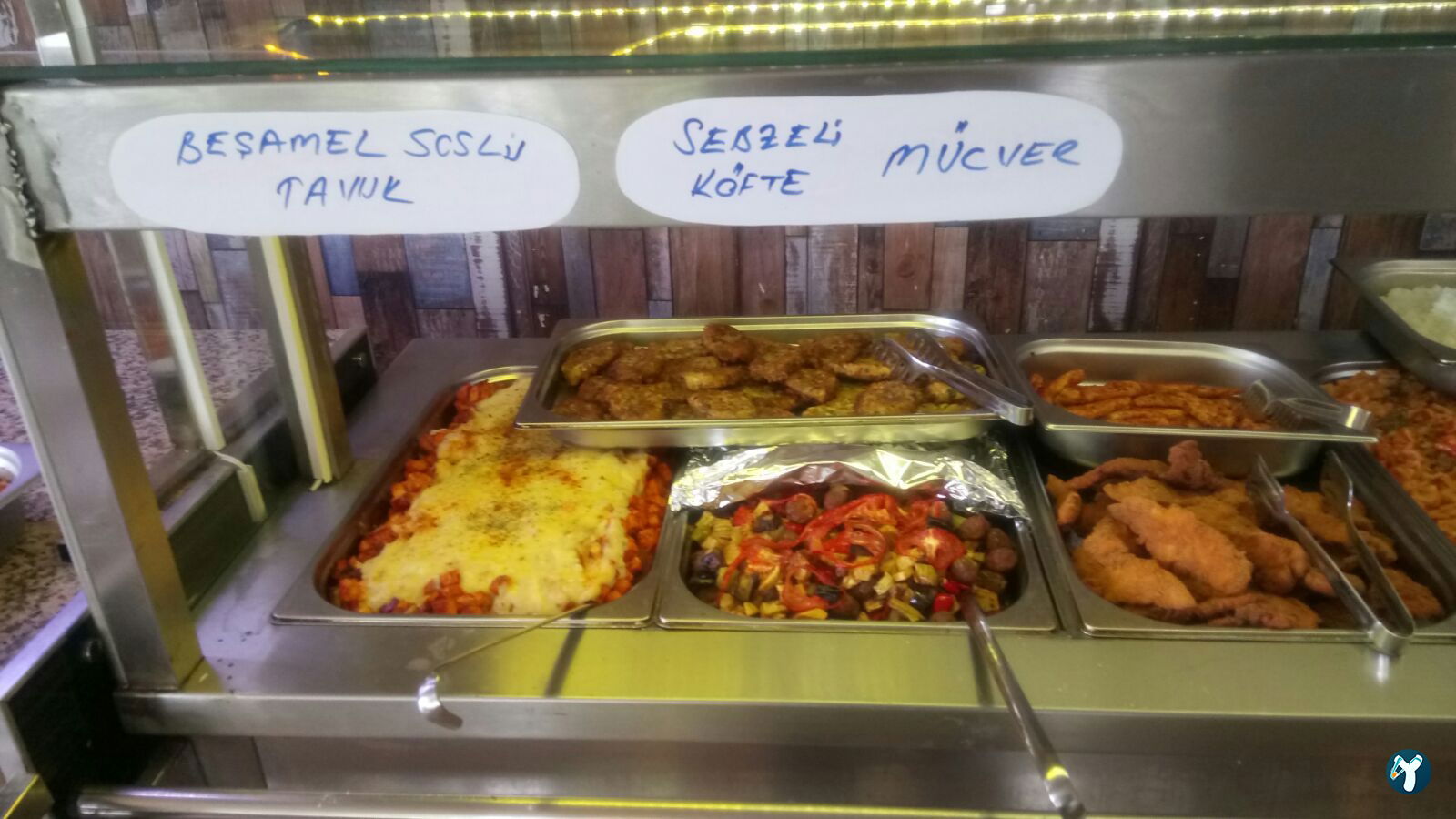 Çengel Sokak, Bahçe, Kampüs