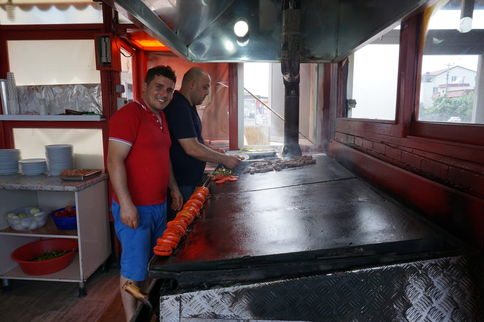 Yalıköy Köftecisi Burhan Ay