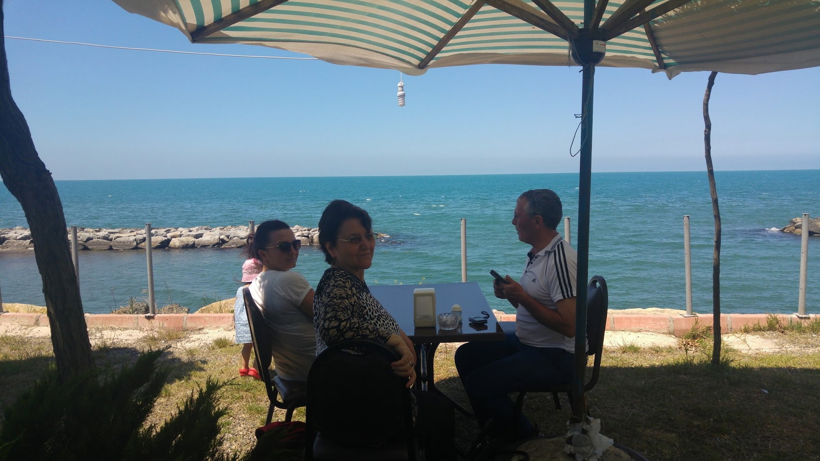 Yalıköy Köftecisi Burhan Ay