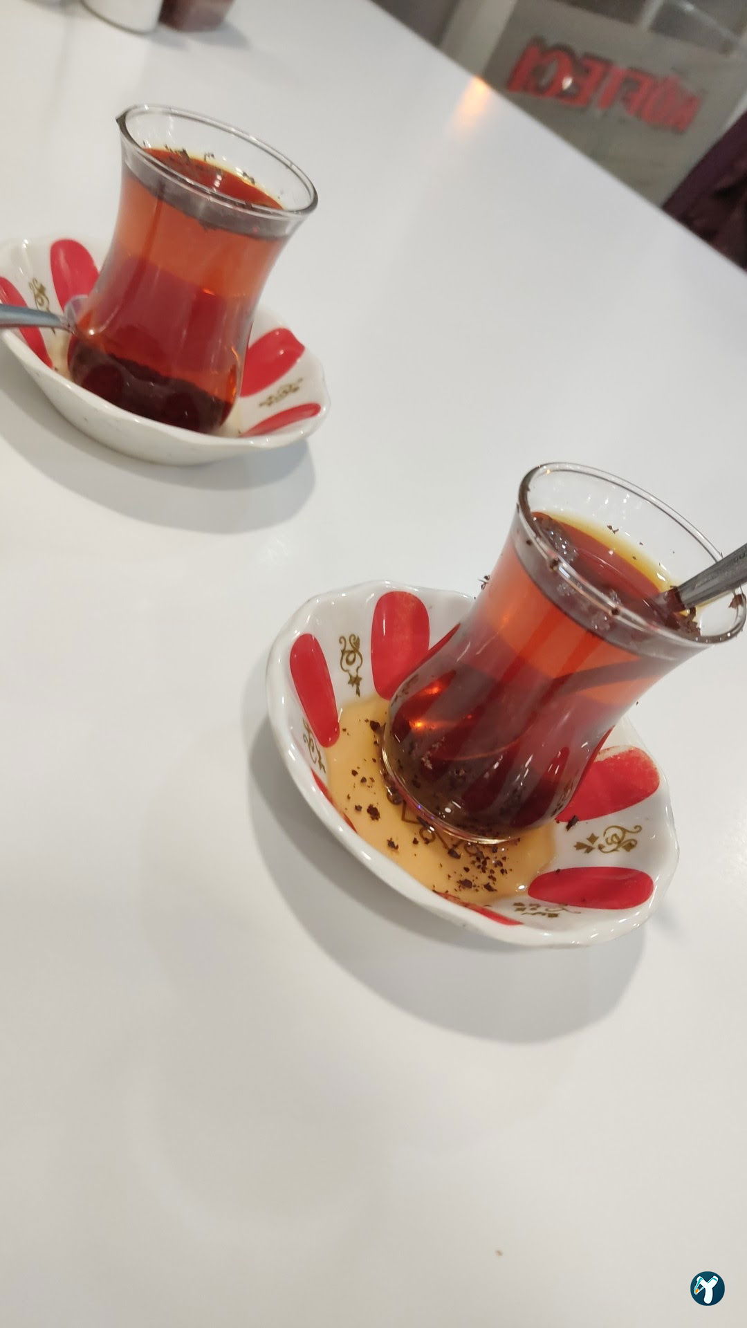 Yalıköy Köftecisi Burhan Ay