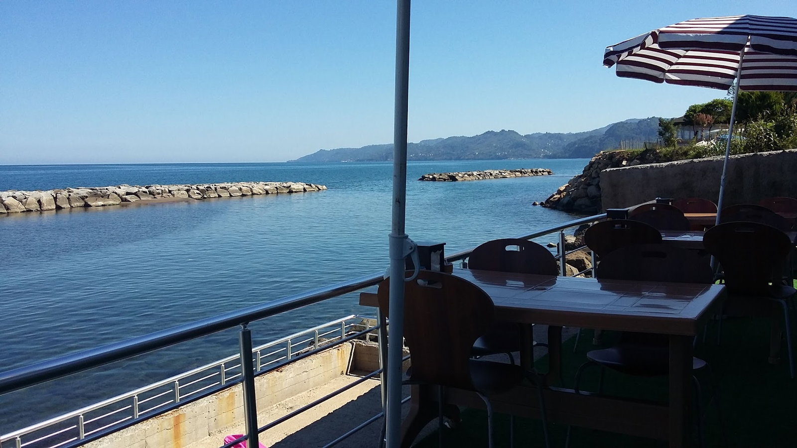 Yalıköy Köftecisi Burhan Ay