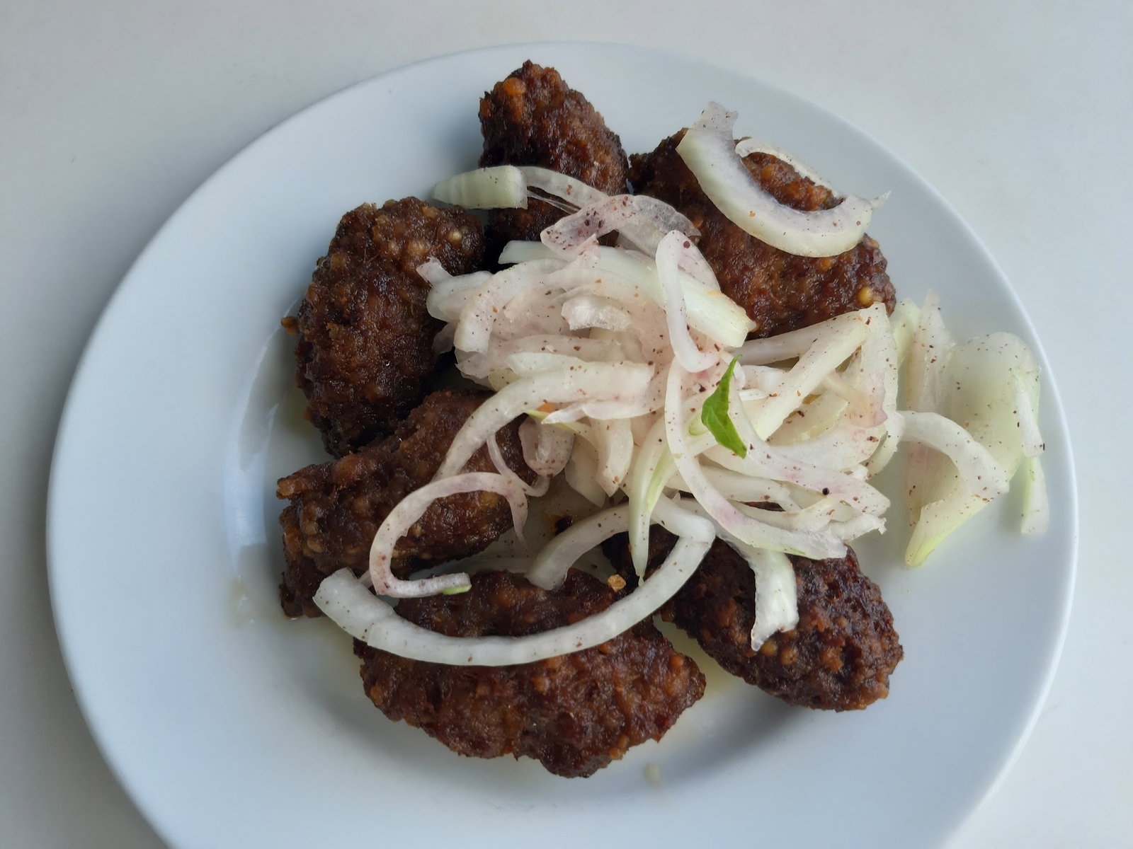 Yalıköy Köftecisi Burhan Ay