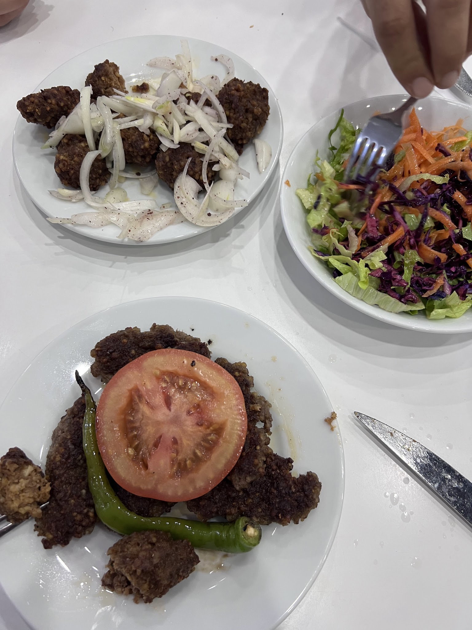 Yalıköy Köftecisi Burhan Ay