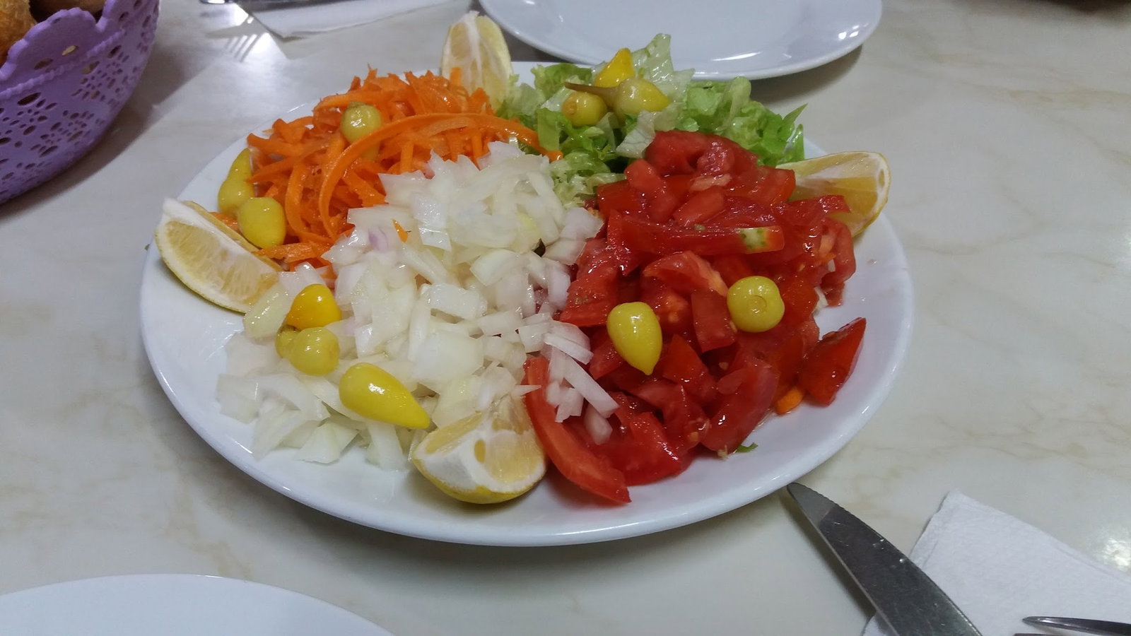 Yalıköy Köftecisi Burhan Ay