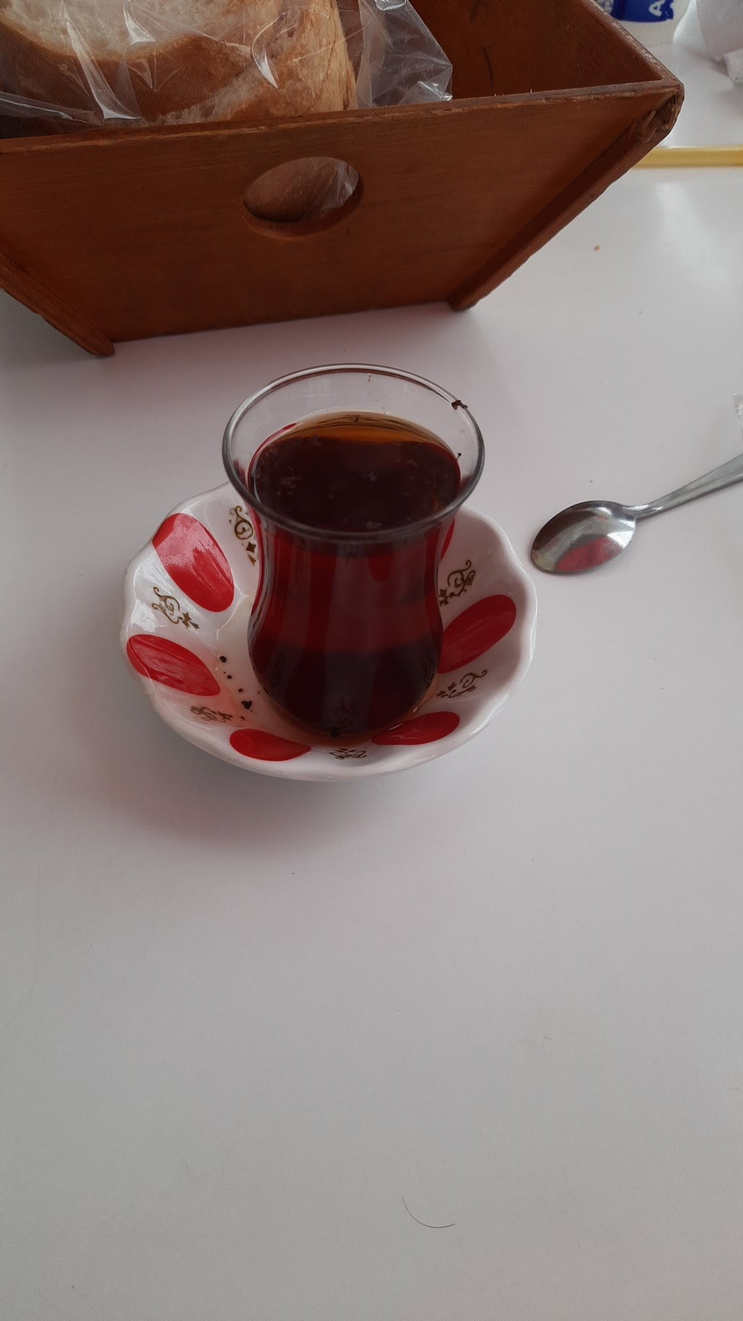 Yalıköy Köftecisi Burhan Ay