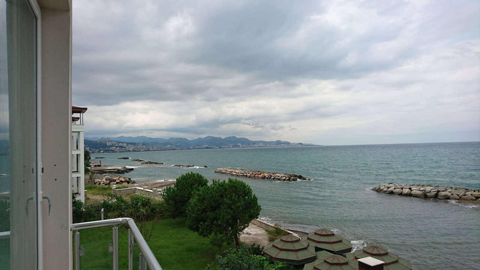 Yalıköy Köftecisi Burhan Ay