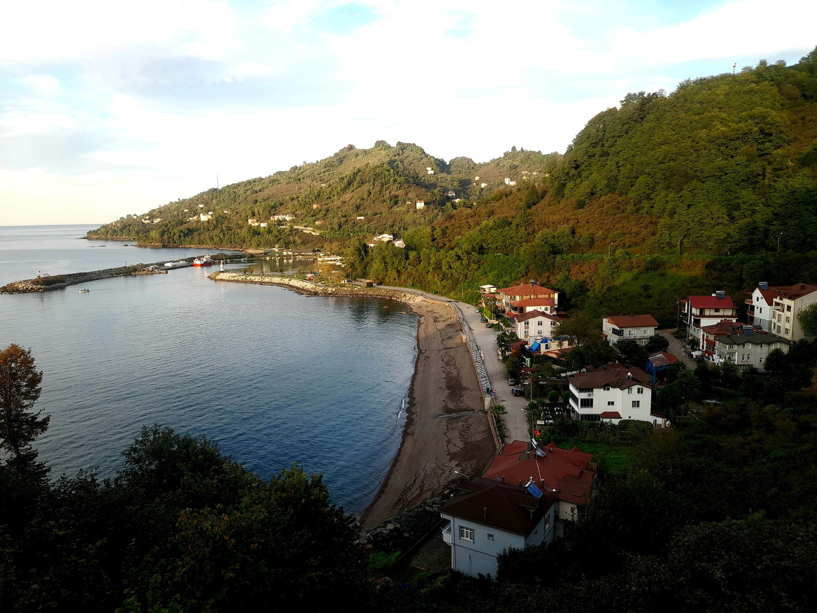 Yalıköy Köftecisi Burhan Ay