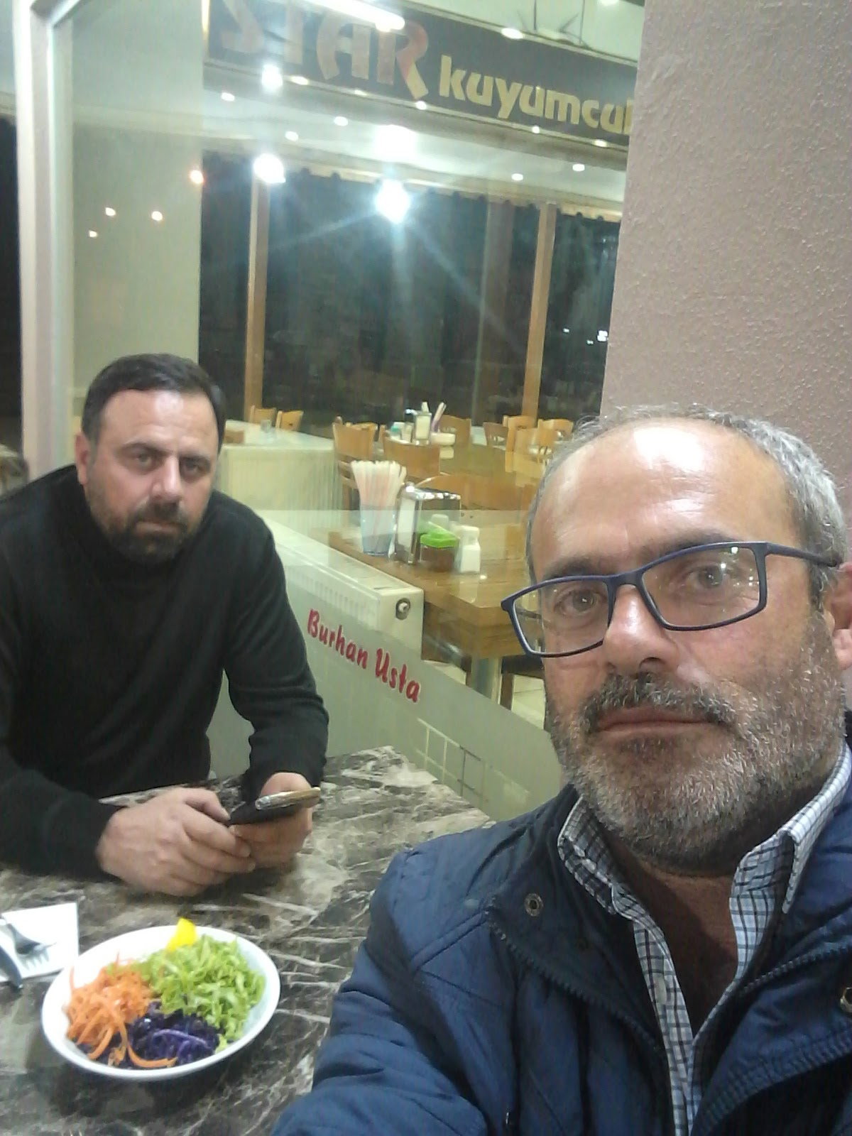 Yalıköy Köftecisi Burhan Ay