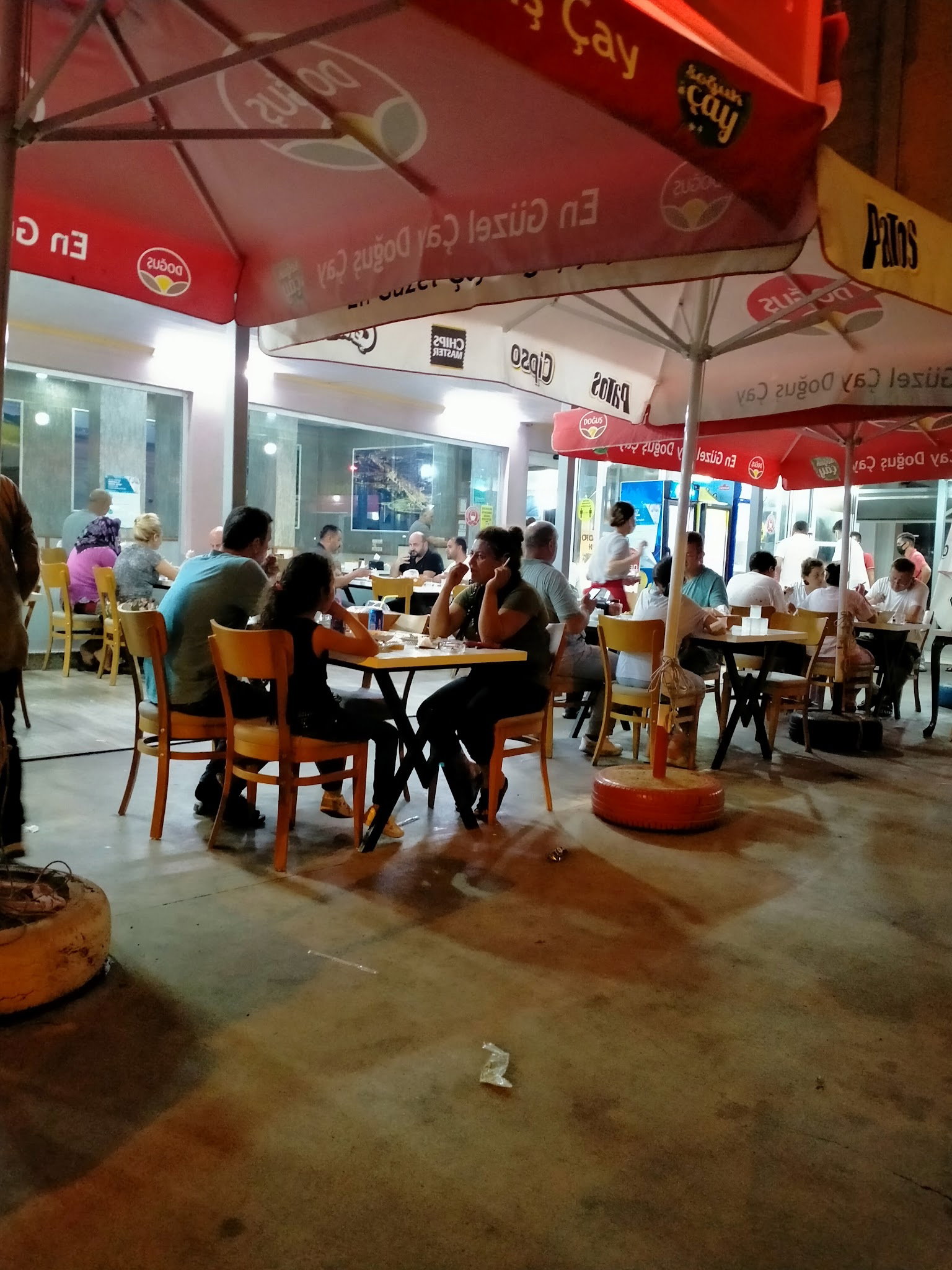 Yalıköy Köftecisi Burhan Ay