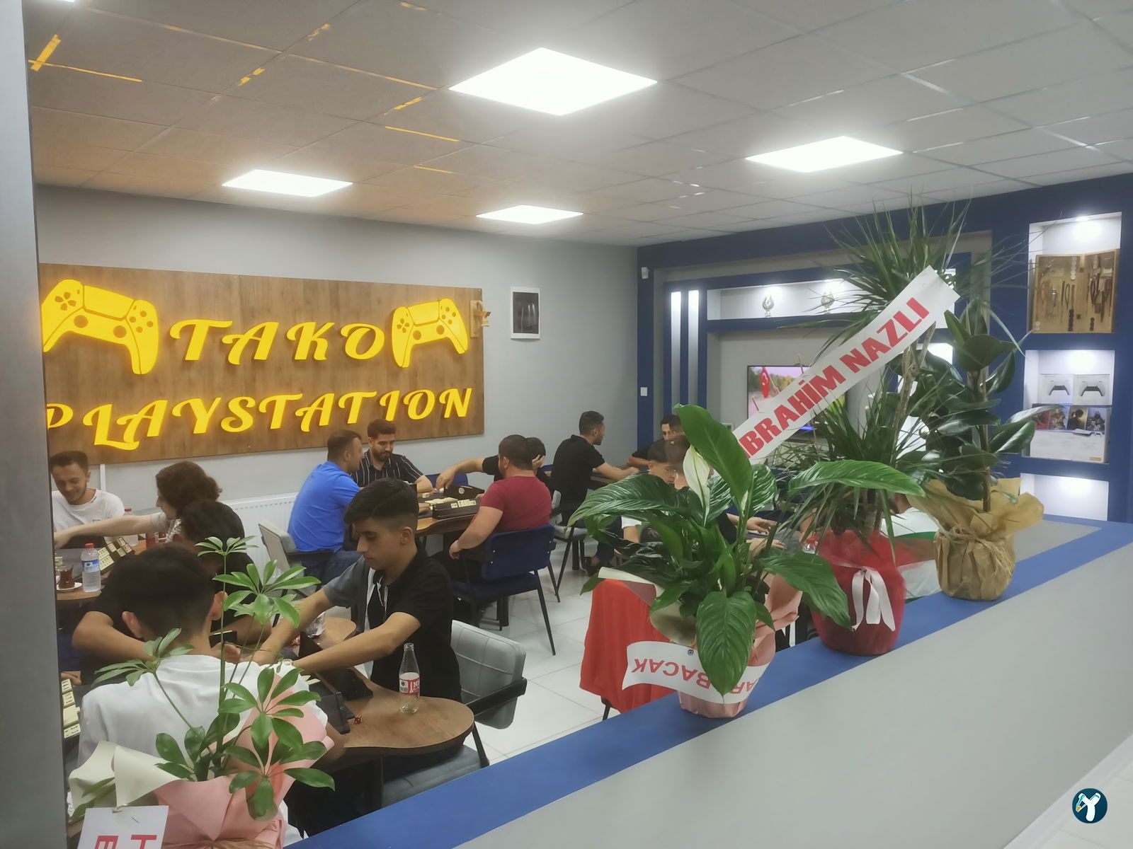 Tako Playstati̇on Cafe