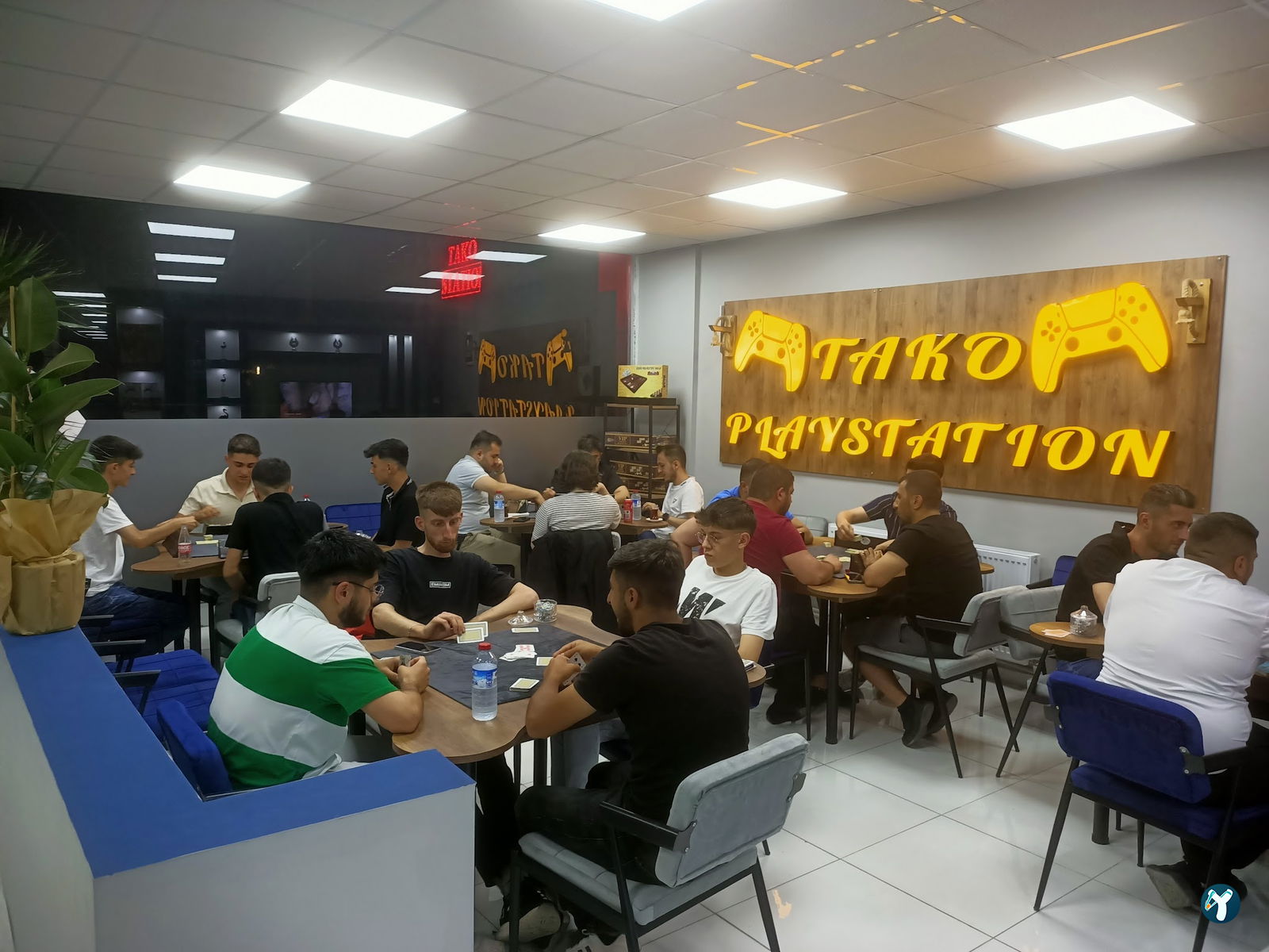 Tako Playstati̇on Cafe