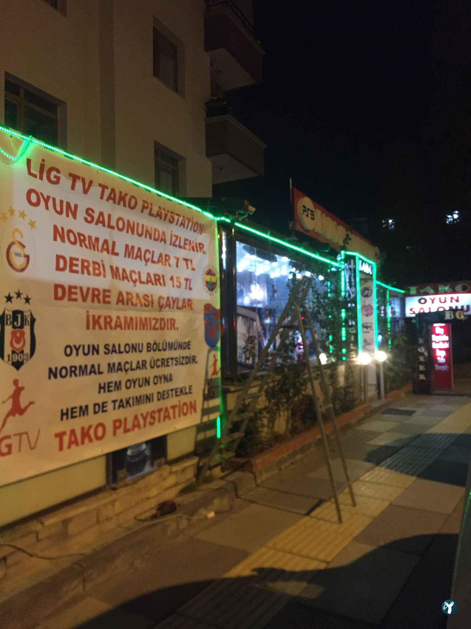 Tako Playstati̇on Cafe