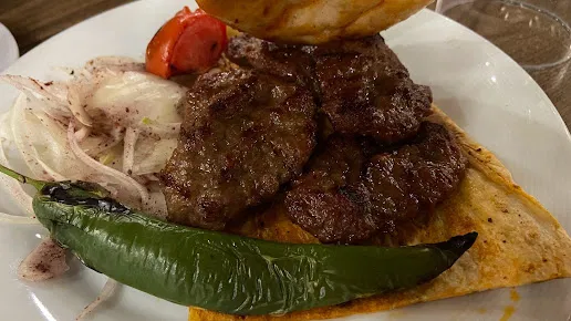 SARAYLI DÖNER & Et Restoran BAŞAKŞEHİR resimleri